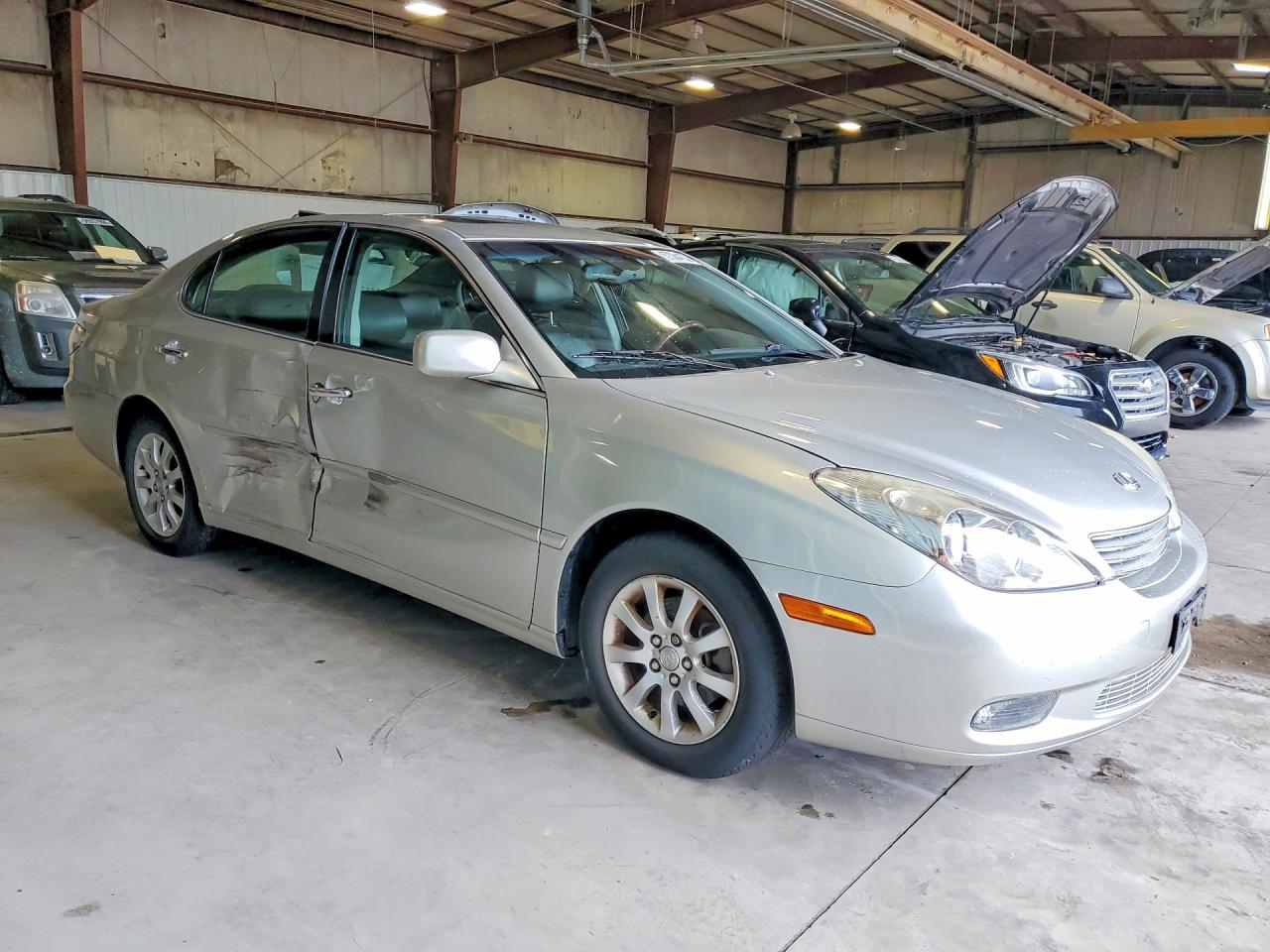 2002 Lexus Es 300 Silver vin: JTHBF30G725013077