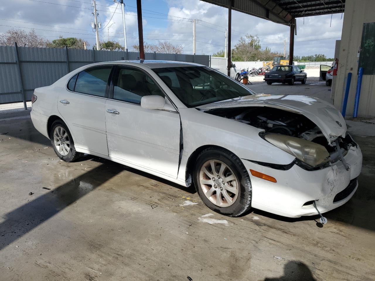 2003 Lexus Es 300 White vin: JTHBF30G730087257
