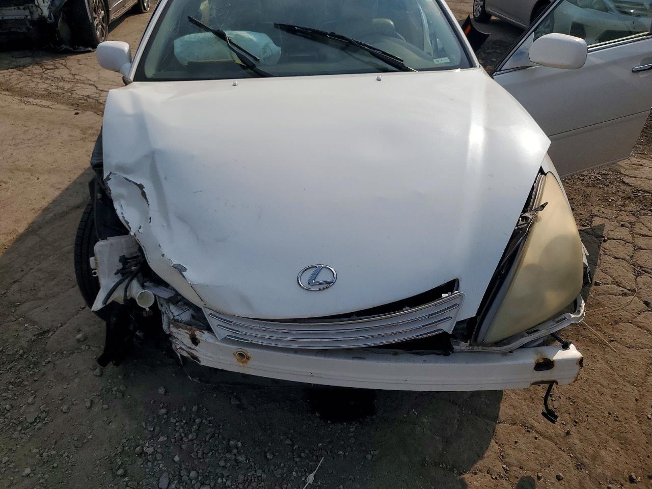 2003 Lexus Es 300 White vin: JTHBF30G736001569