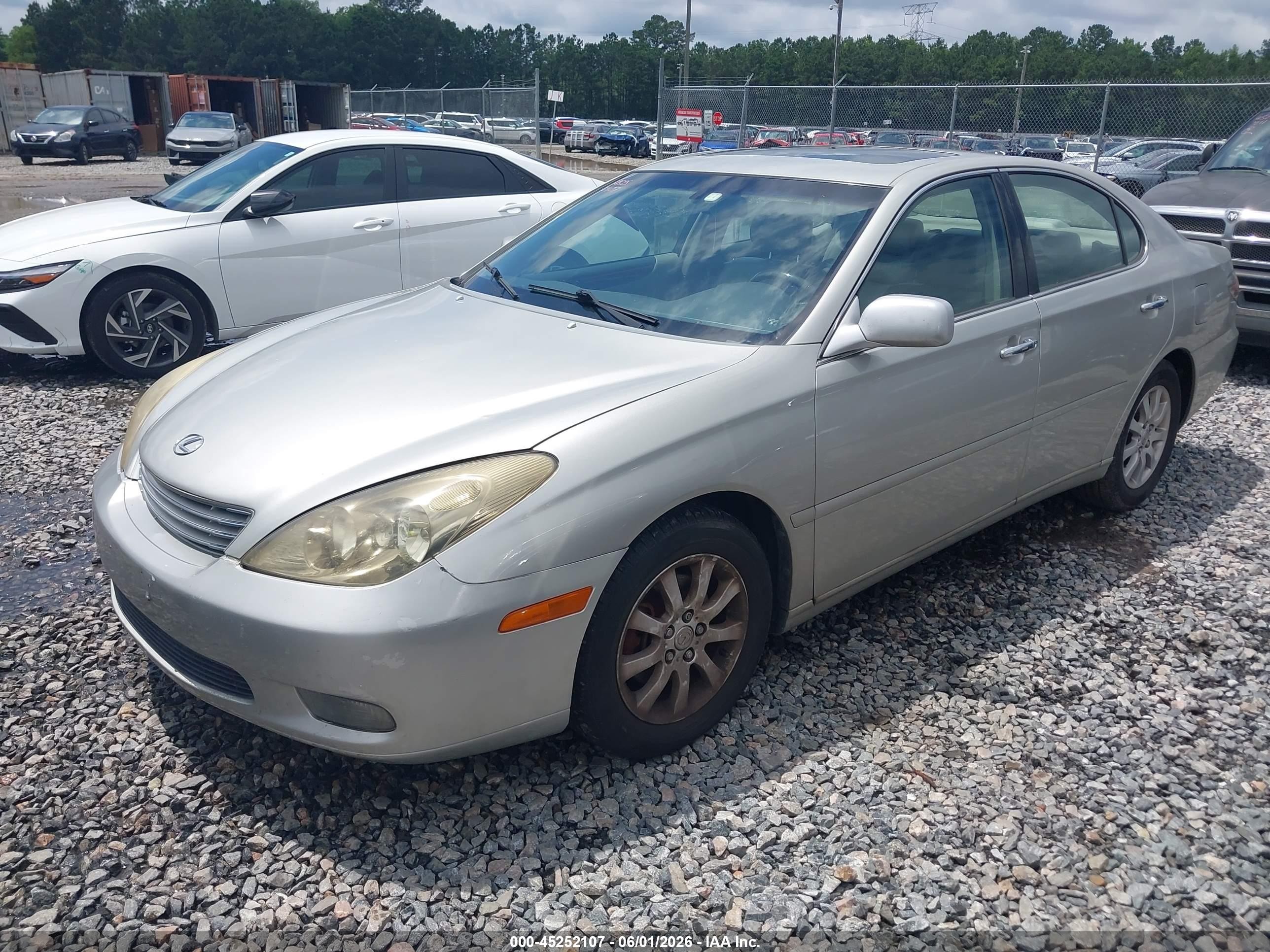 2003 Lexus Es 300   Silver vin: JTHBF30G736007551