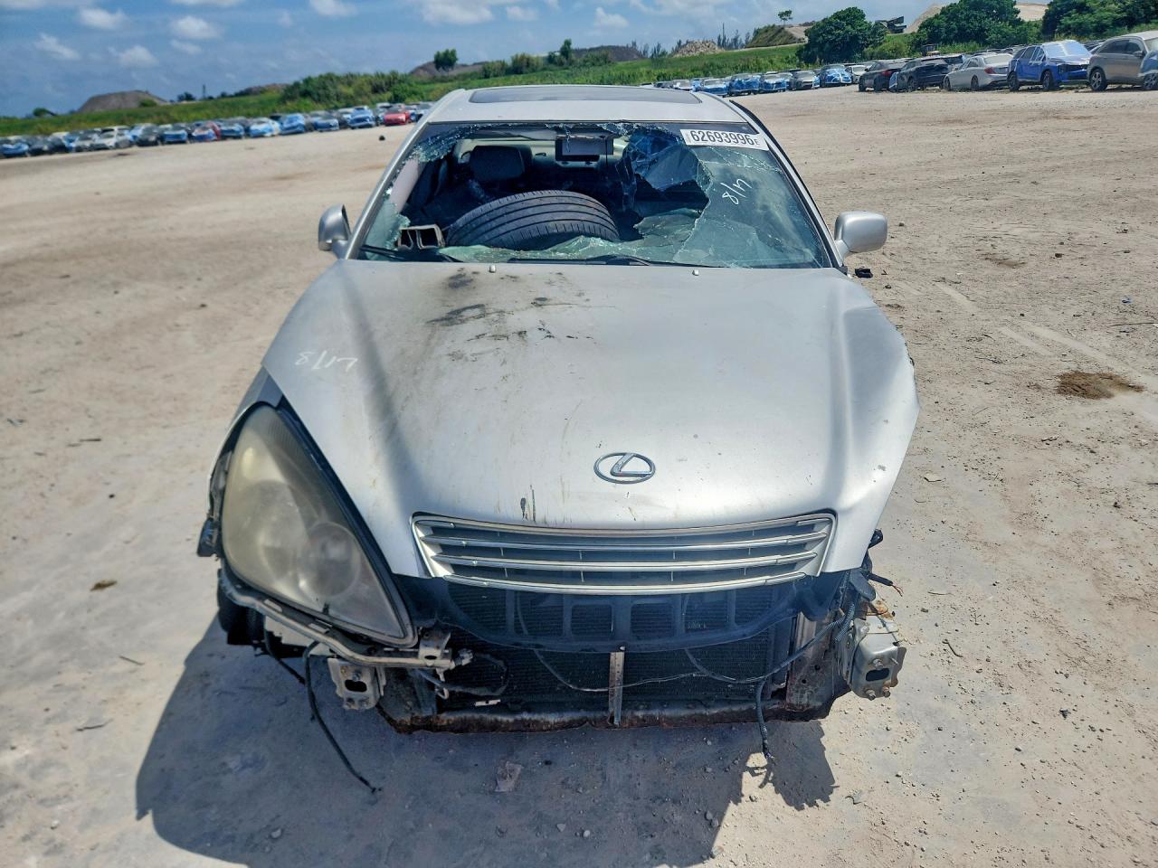 2002 Lexus Es 300 Silver vin: JTHBF30G820016762