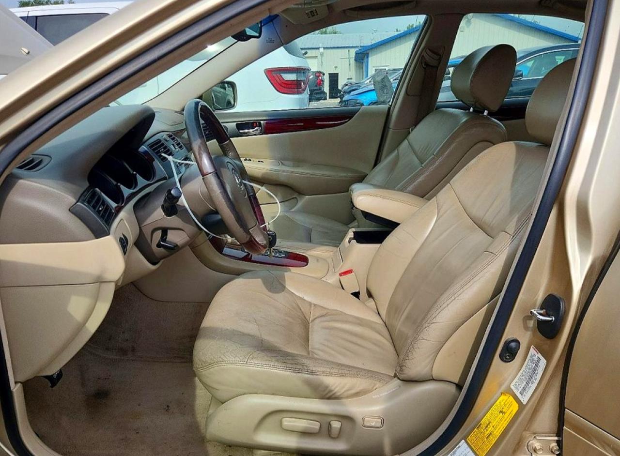2002 Lexus Es 300 Желто-коричневый vin: JTHBF30G820054511