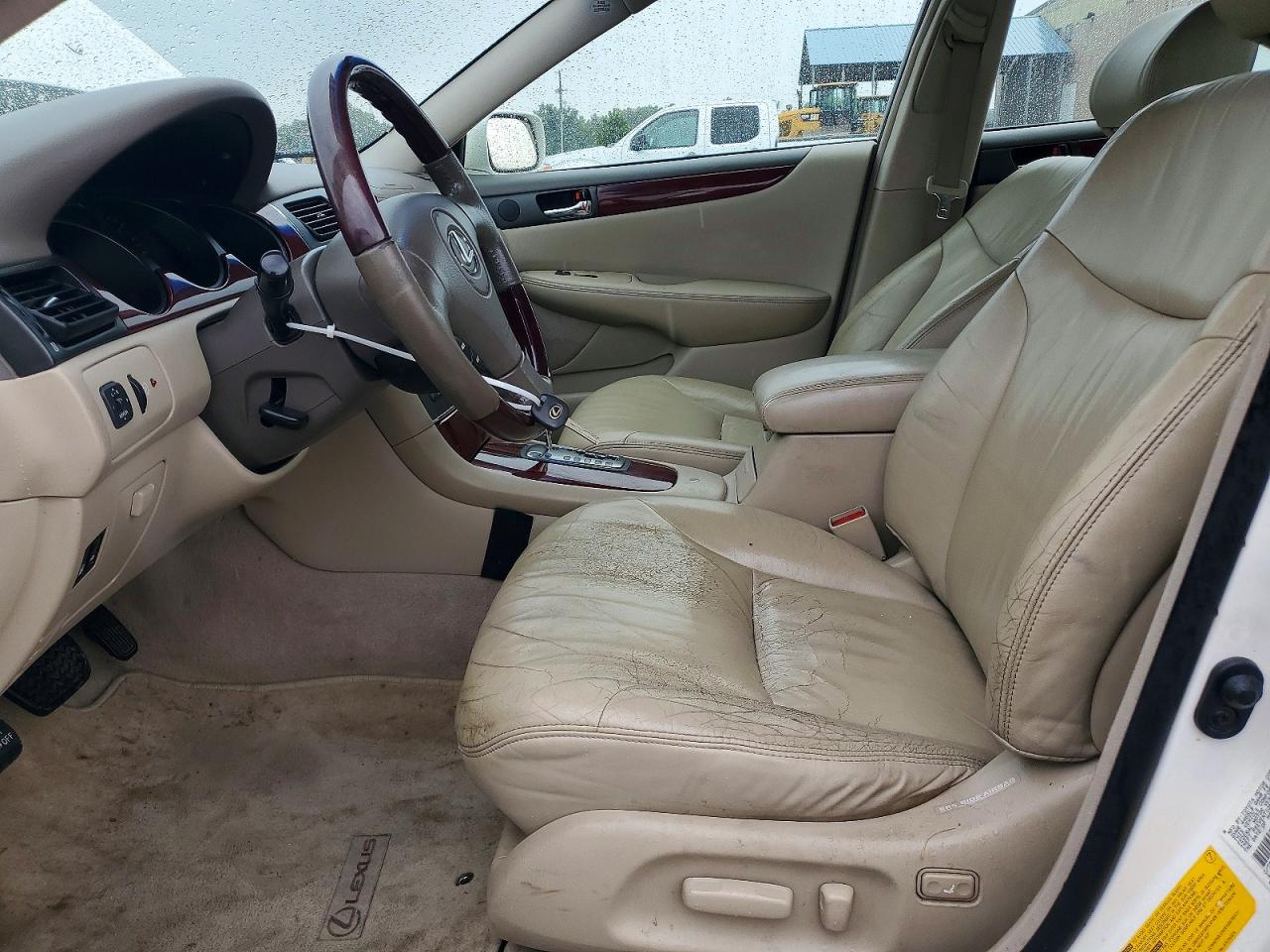 2002 Lexus Es 300 White vin: JTHBF30G820084270