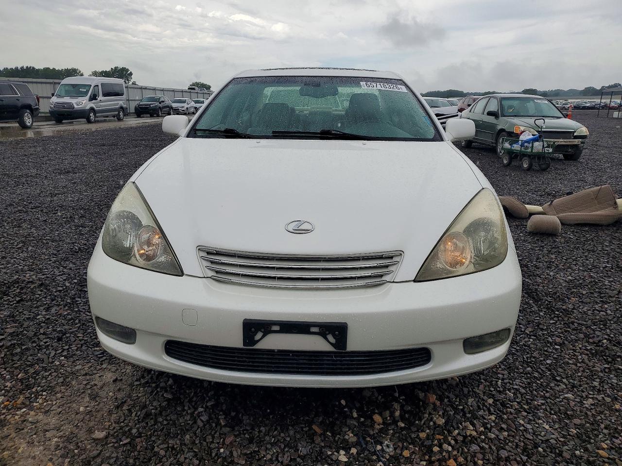 2002 Lexus Es 300 White vin: JTHBF30G820084270