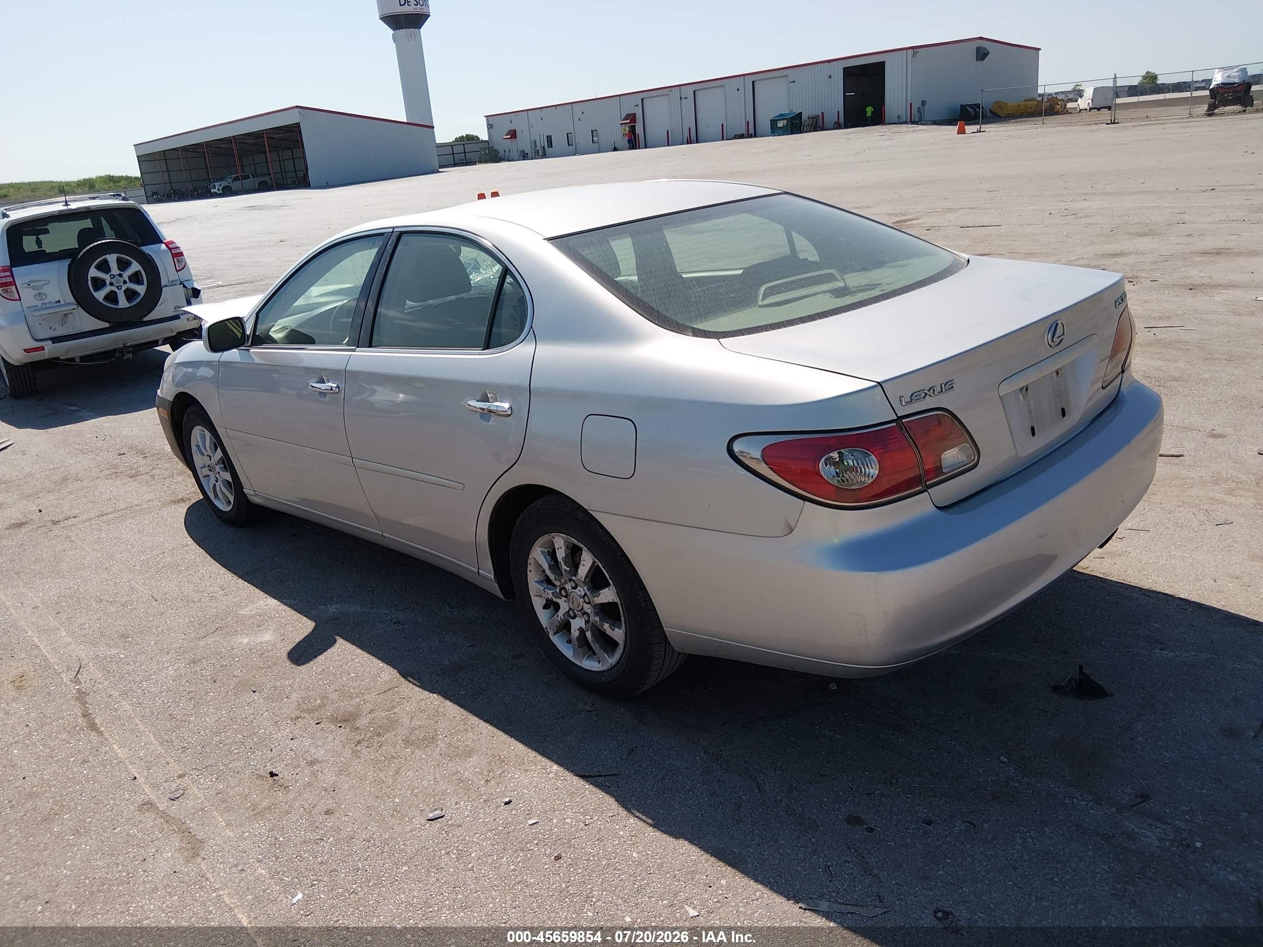 2002 Lexus Es 300 Silver vin: JTHBF30G825024251
