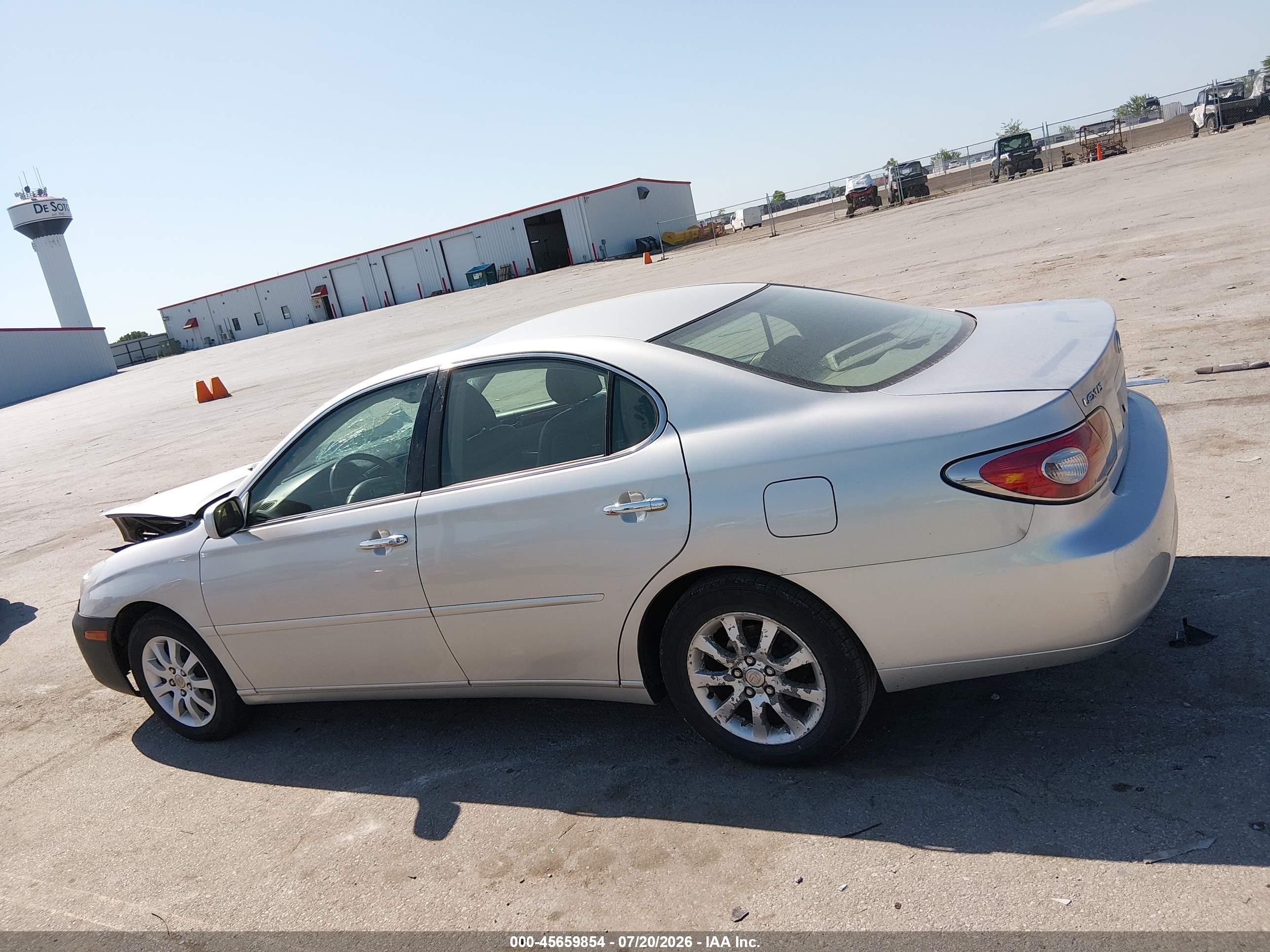 2002 Lexus Es 300 Silver vin: JTHBF30G825024251