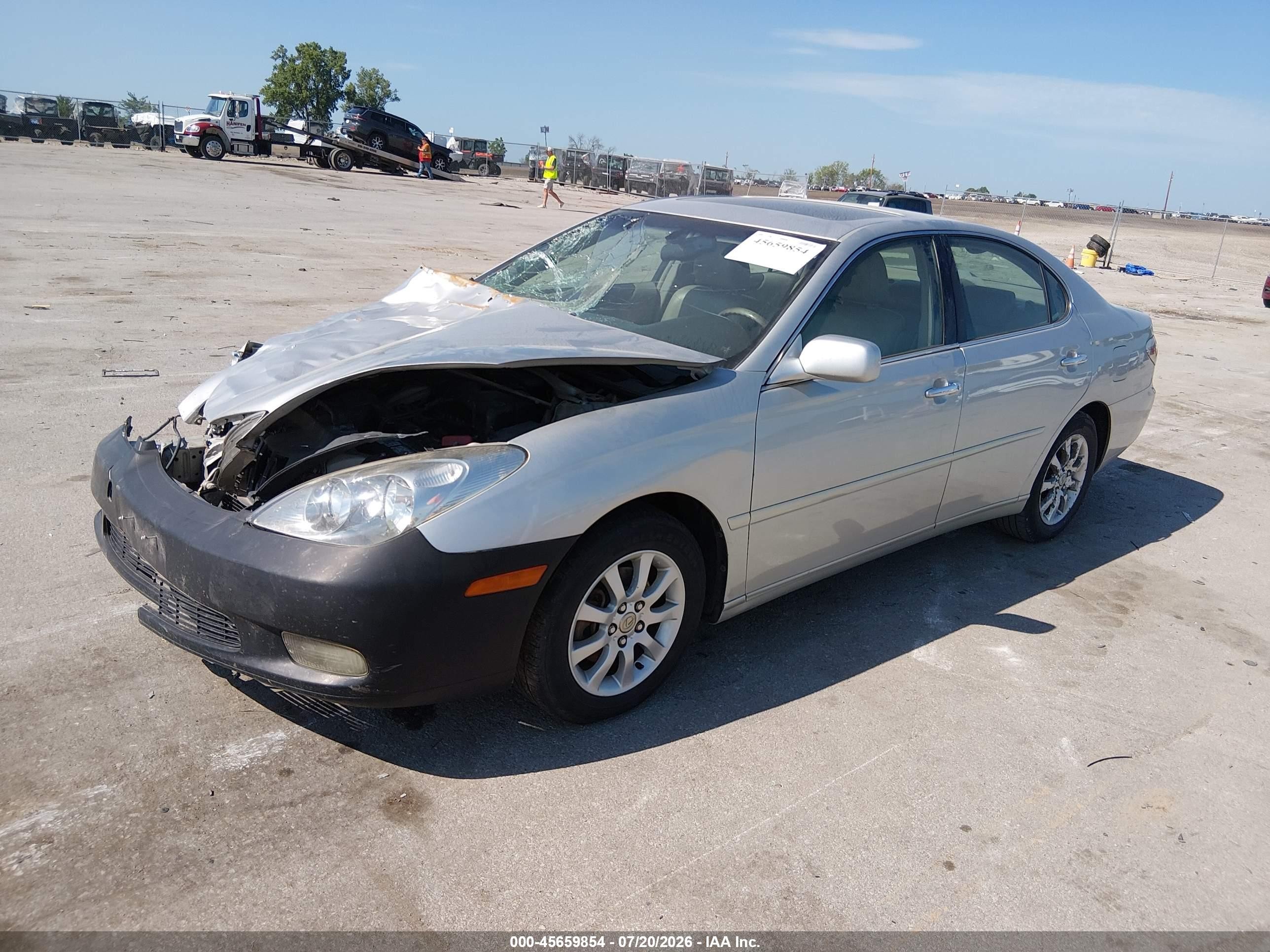 2002 Lexus Es 300 Silver vin: JTHBF30G825024251