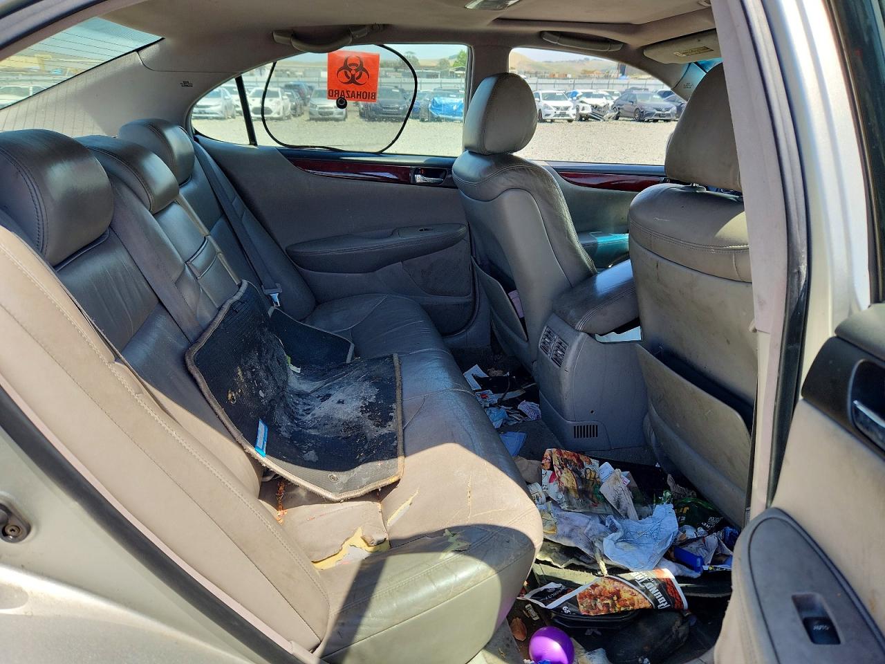 2003 Lexus Es 300 Silver vin: JTHBF30G836000303
