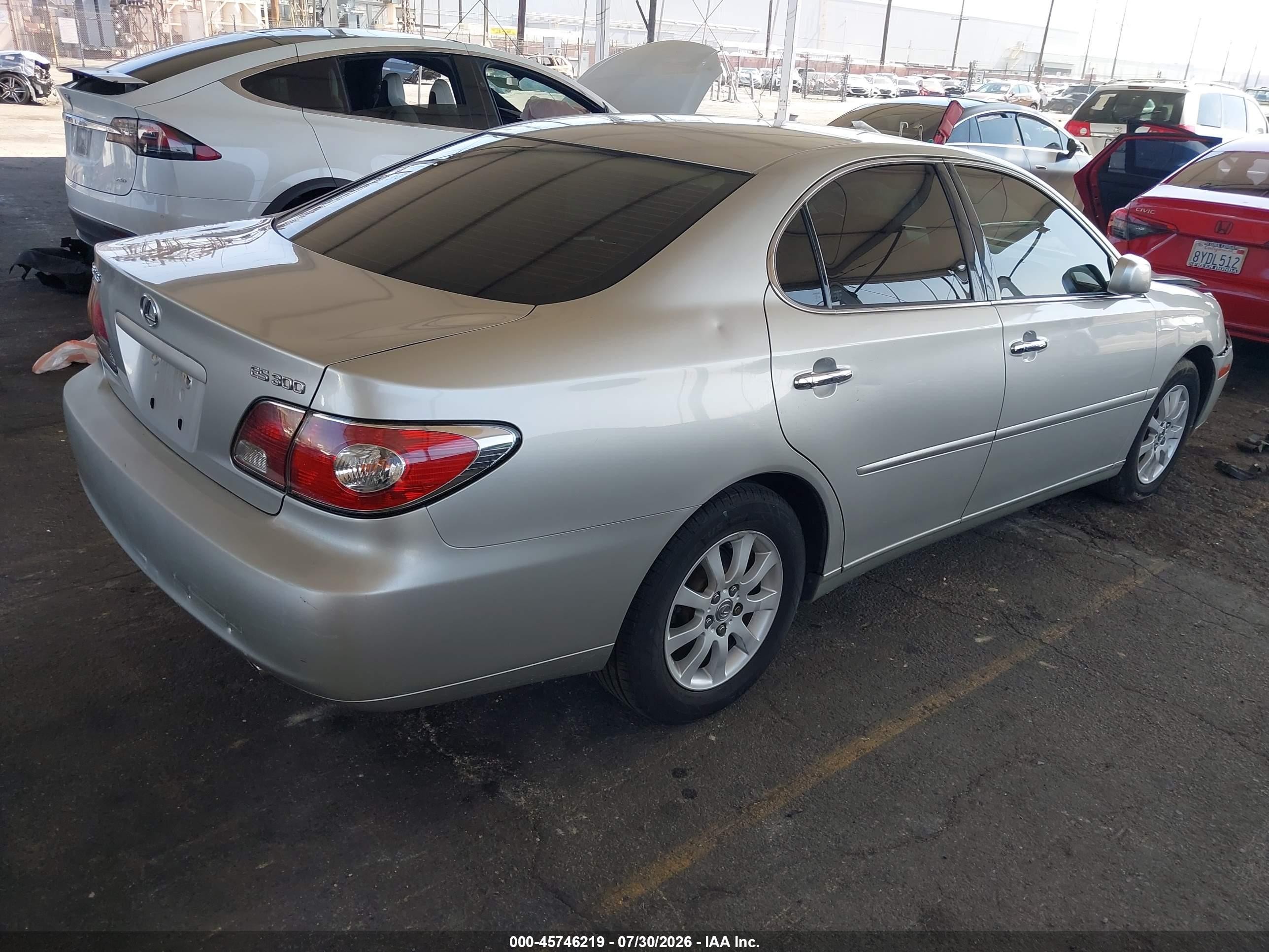 2003 Lexus Es 300 Silver vin: JTHBF30G836006831