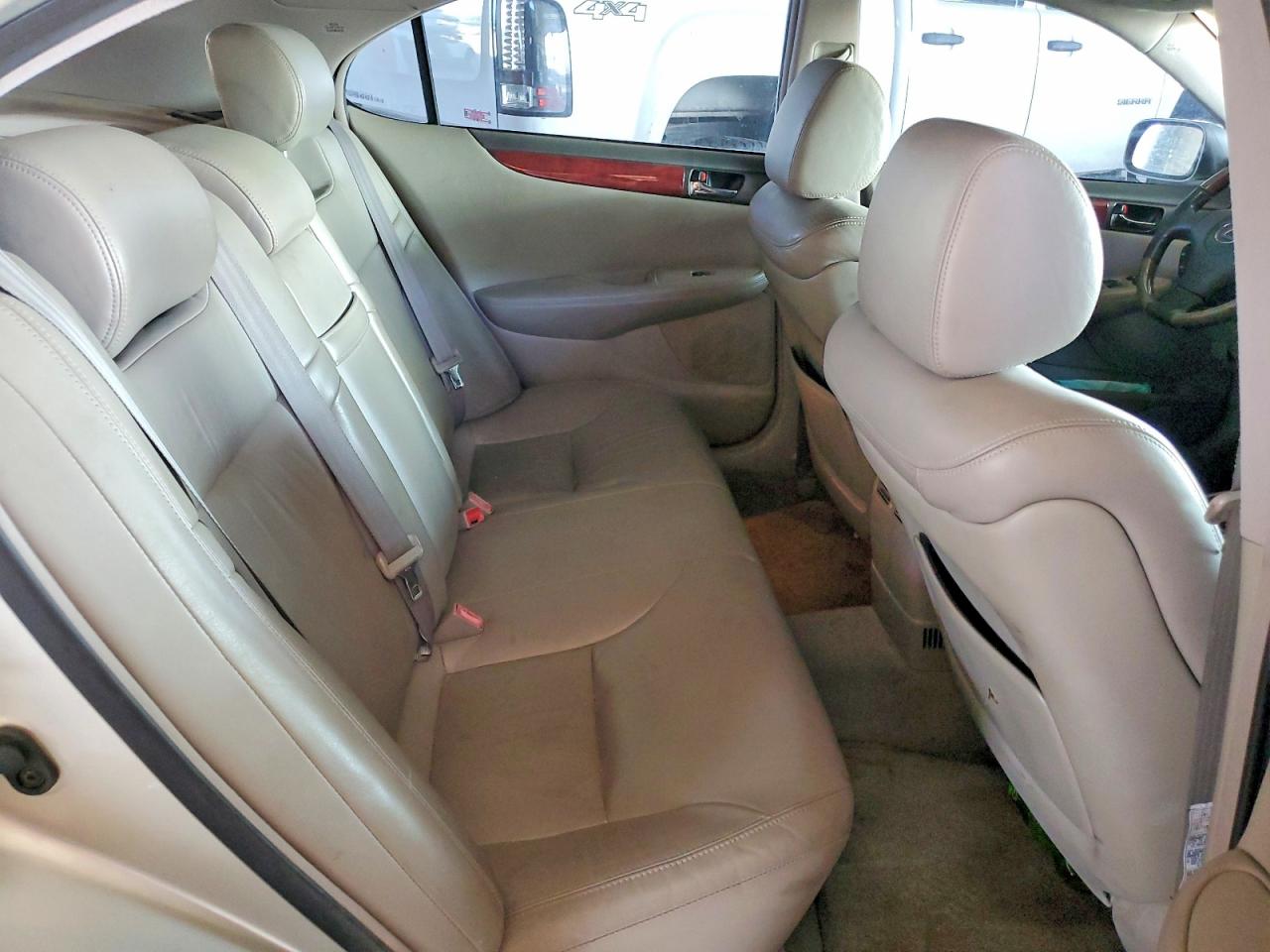 2002 Lexus Es 300 Серебряный vin: JTHBF30G920039404