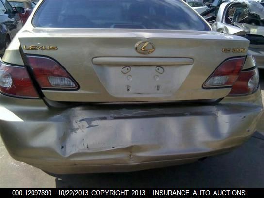 2002 Lexus Es 300 Sedan vin: JTHBF30G920048572