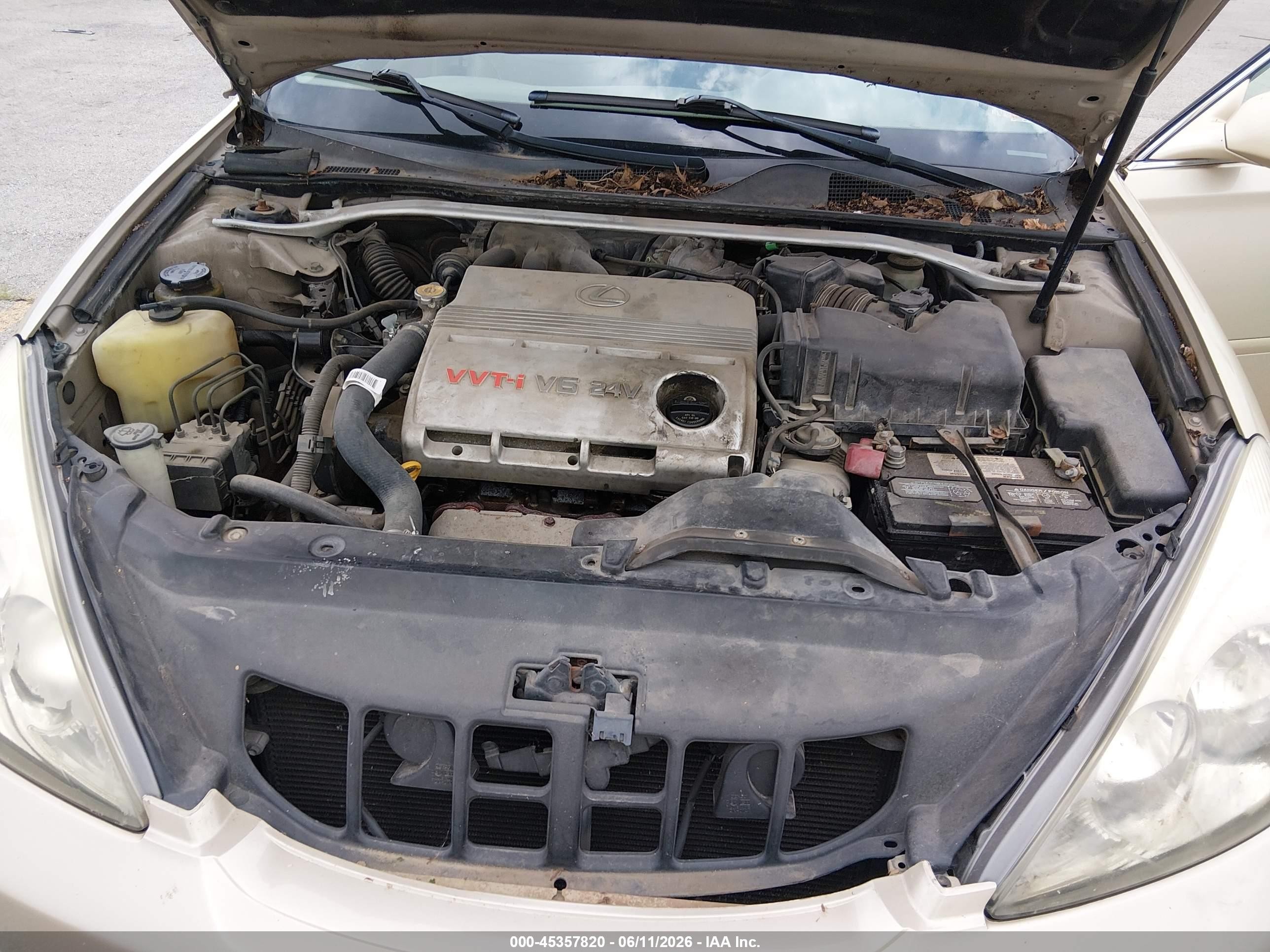 2002 Lexus Es 300   Gold vin: JTHBF30G920072032