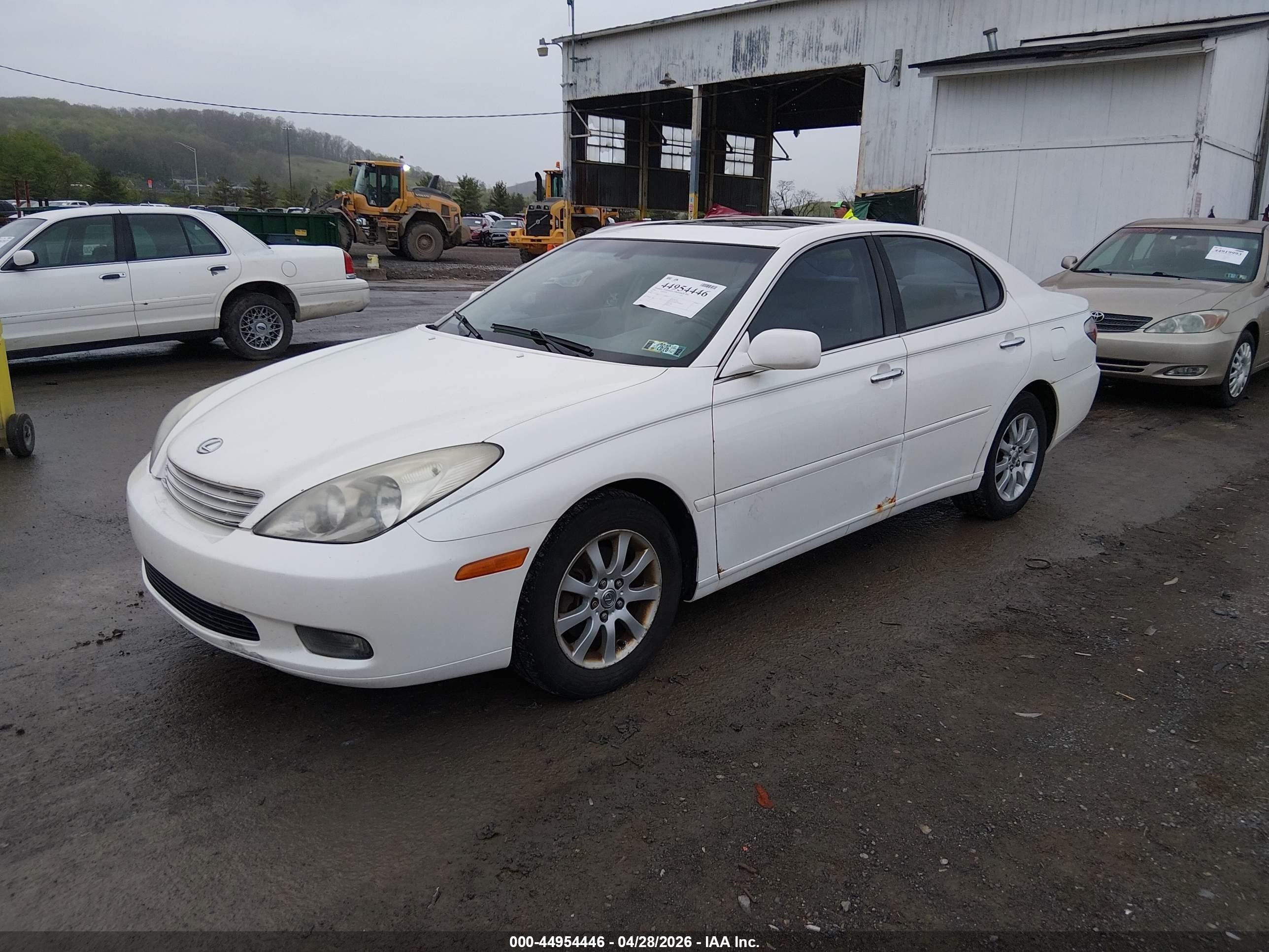 2002 Lexus Es 300 White vin: JTHBF30G925003991
