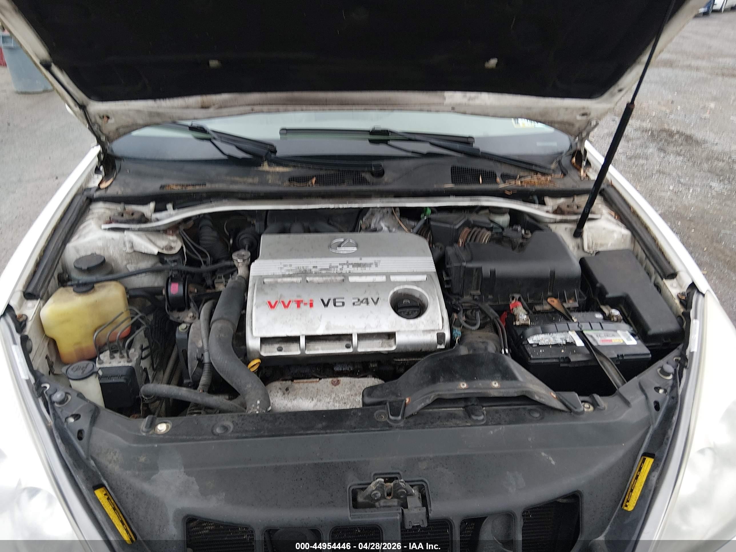 2002 Lexus Es 300 White vin: JTHBF30G925003991