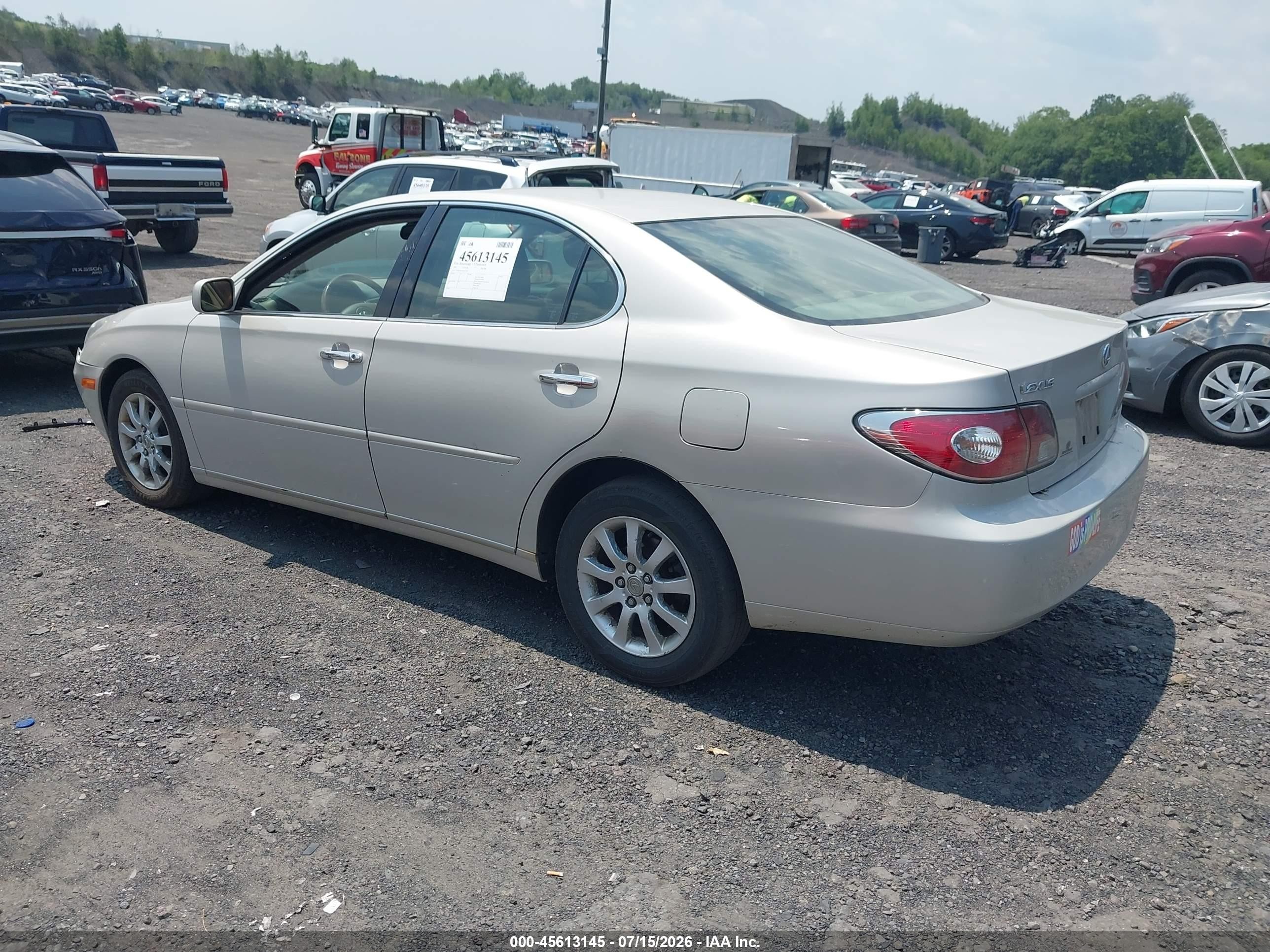2002 Lexus Es 300   Gold vin: JTHBF30G925017731