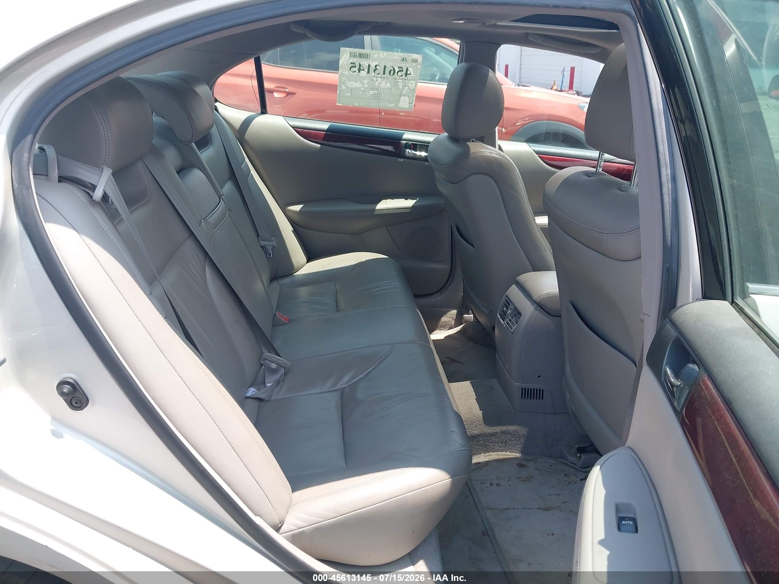 2002 Lexus Es 300   Gold vin: JTHBF30G925017731