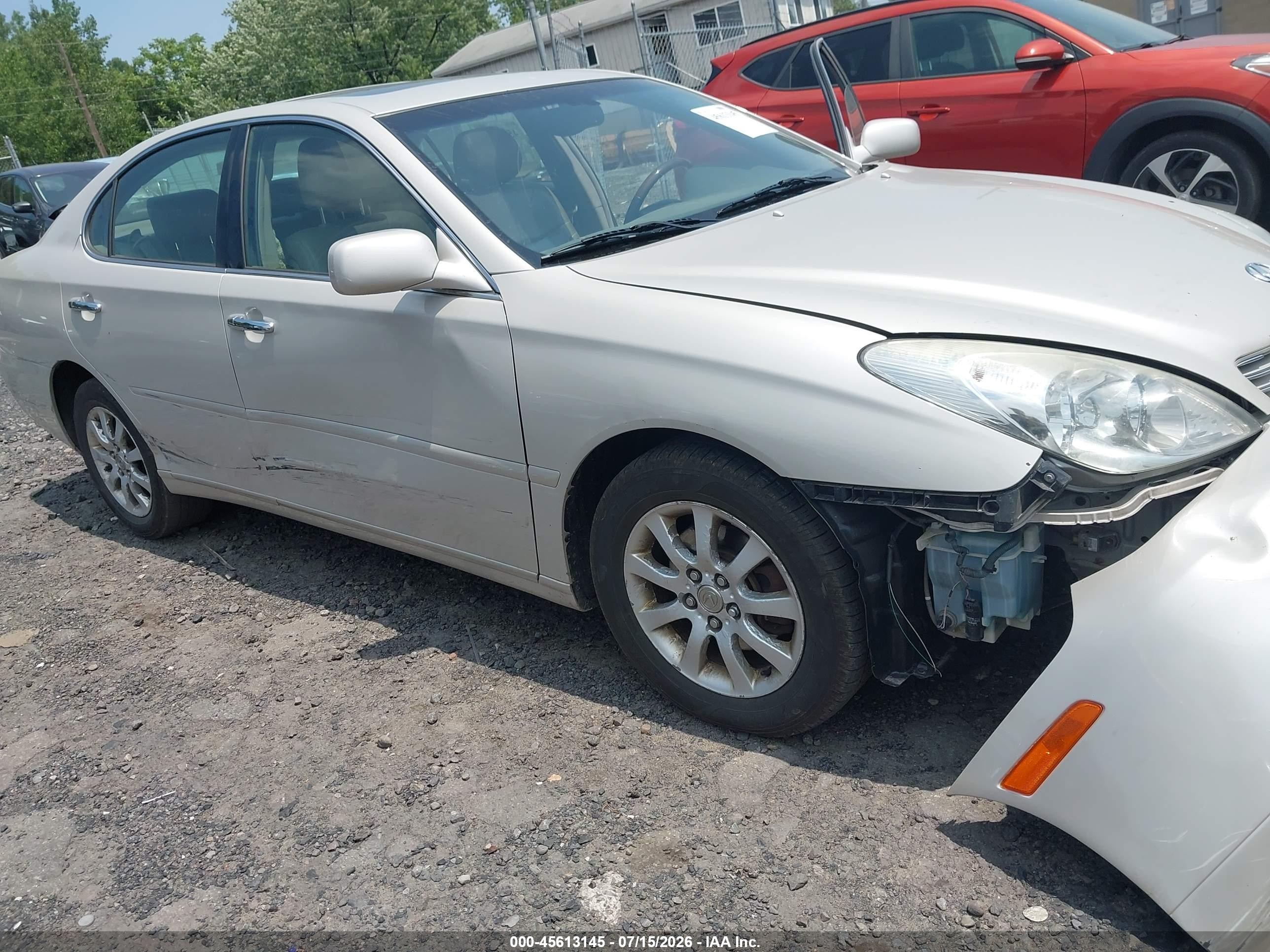 2002 Lexus Es 300   Gold vin: JTHBF30G925017731