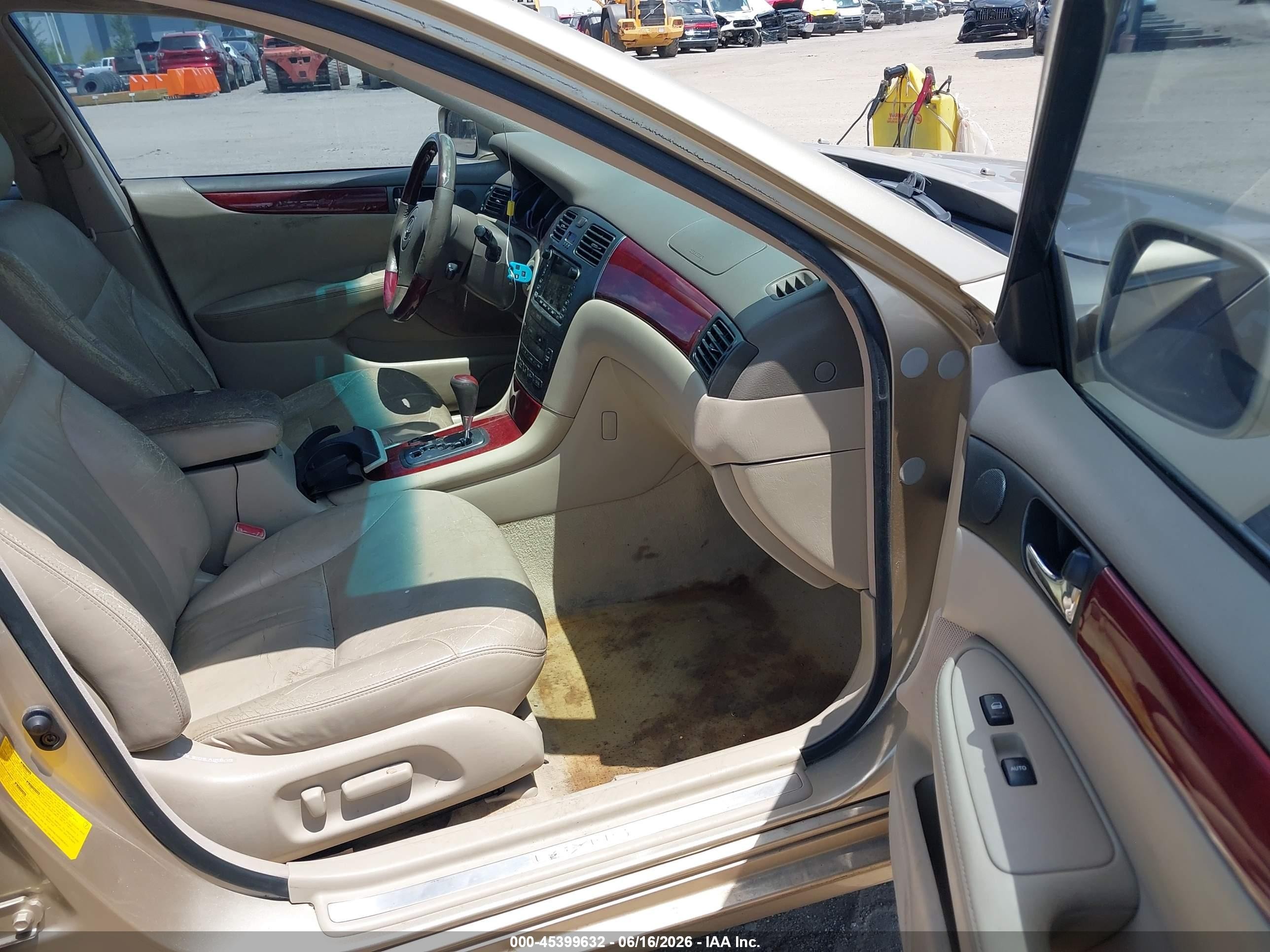 2003 Lexus Es 300 Бежевый vin: JTHBF30G930107735