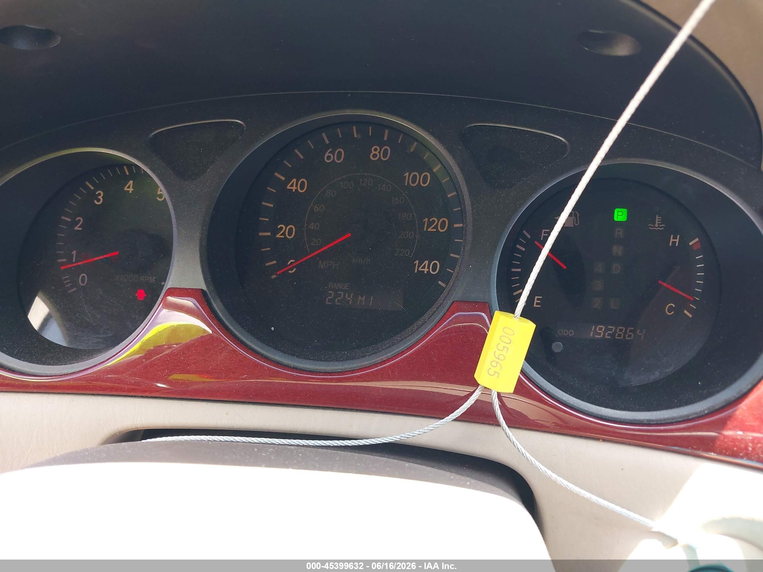 2003 Lexus Es 300 Бежевый vin: JTHBF30G930107735