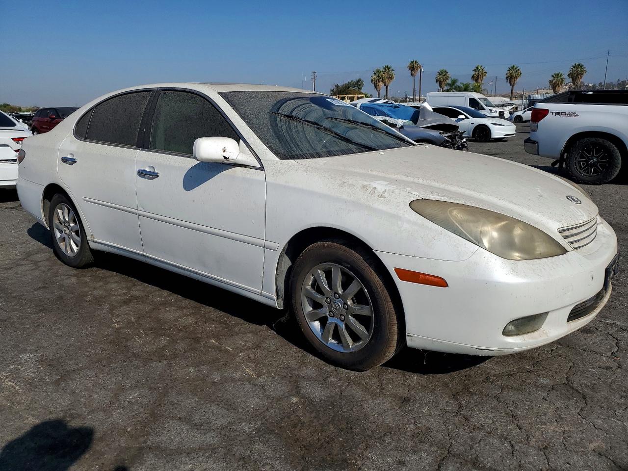2003 Lexus Es 300 White vin: JTHBF30G930111171