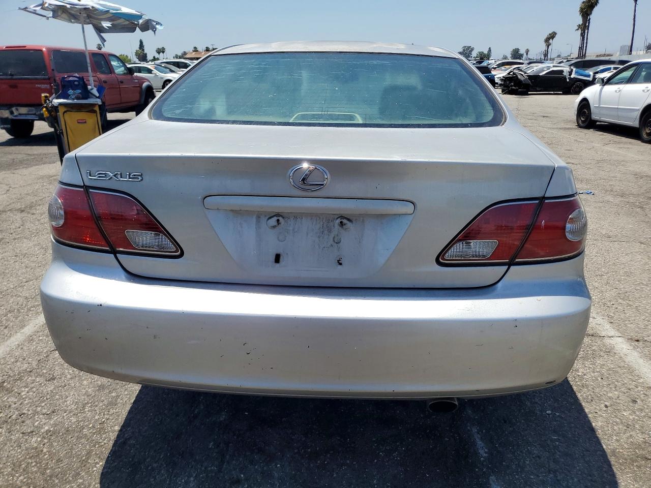 2003 Lexus Es 300 Silver vin: JTHBF30G930117441