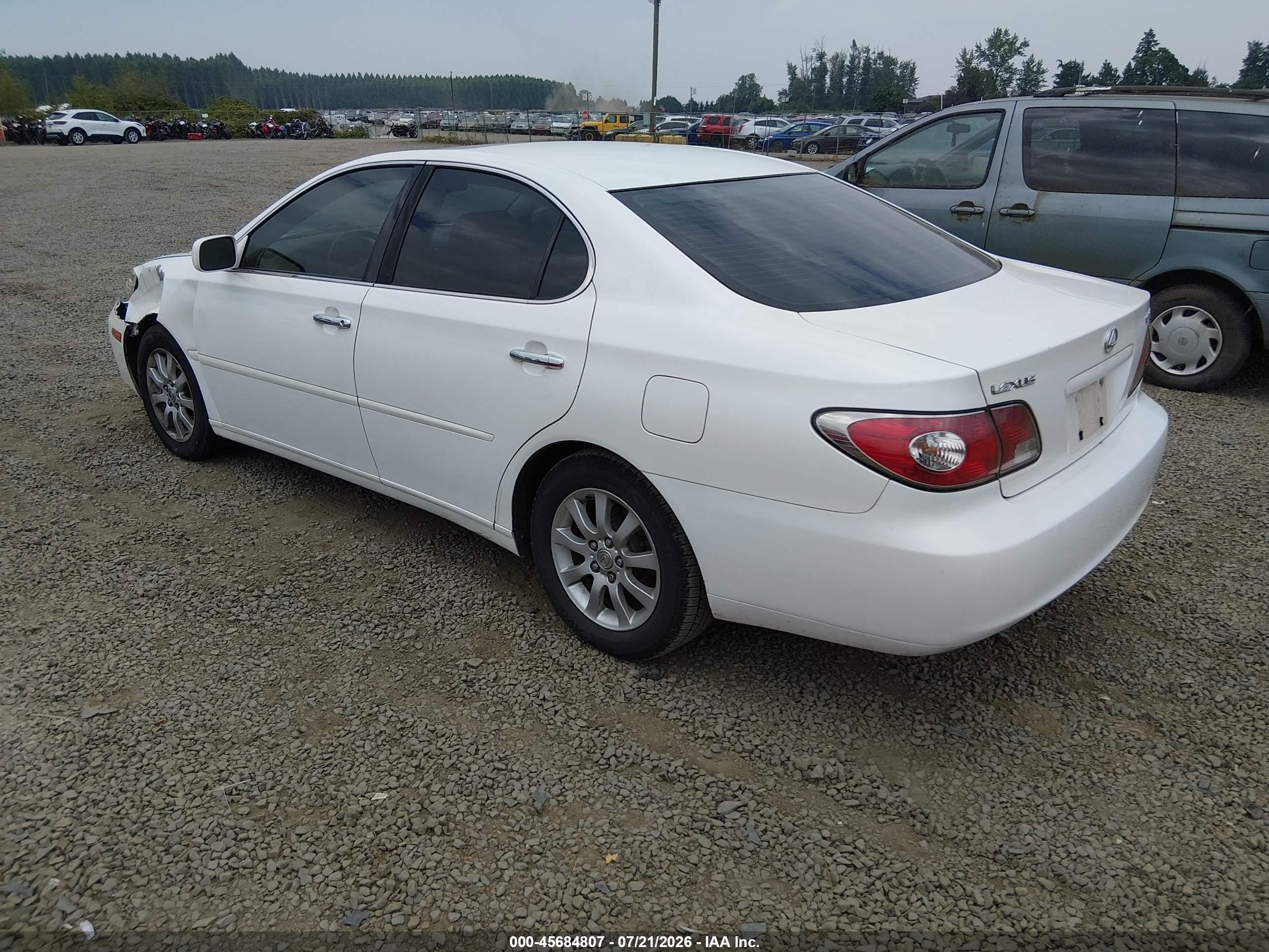 2003 Lexus Es 300 White vin: JTHBF30G930140041