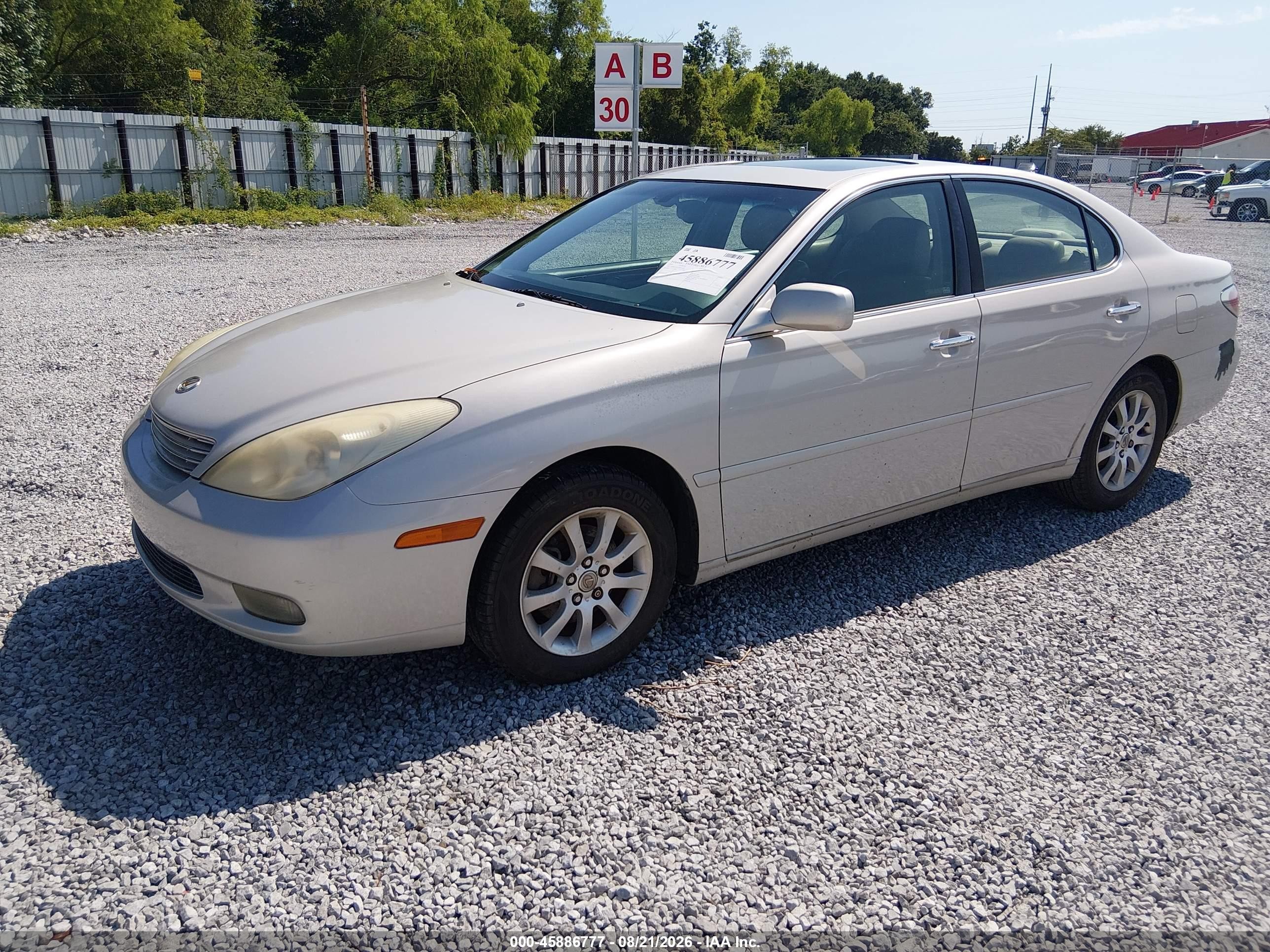 2002 Lexus Es 300 Gold vin: JTHBF30GX20052422