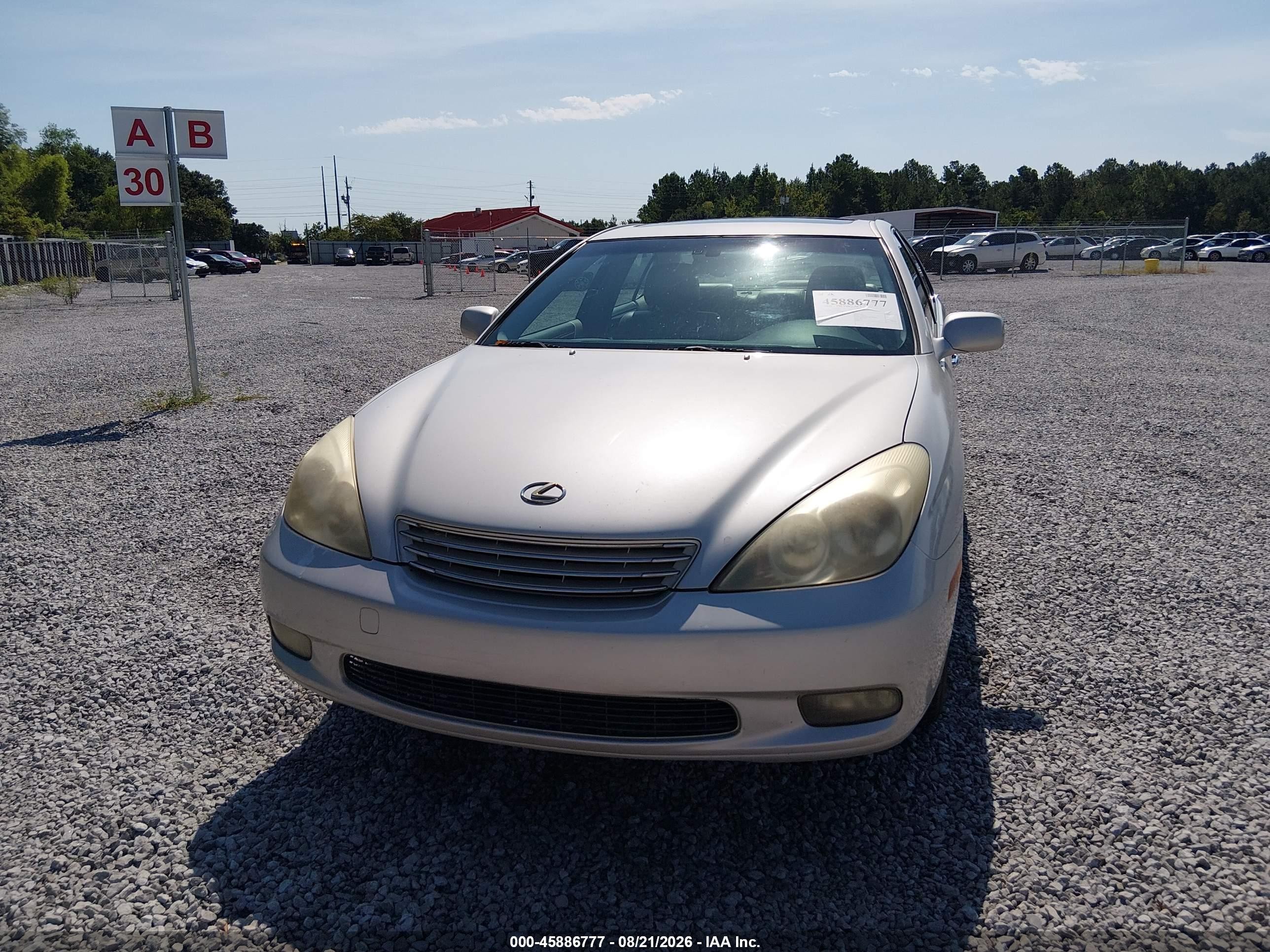 2002 Lexus Es 300 Gold vin: JTHBF30GX20052422