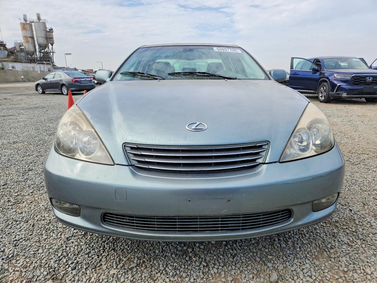 2002 Lexus Es 300 Blue vin: JTHBF30GX20082004