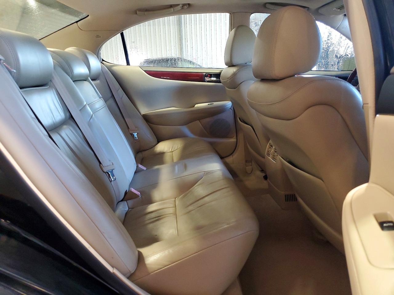 2002 Lexus Es 300 Black vin: JTHBF30GX20084934