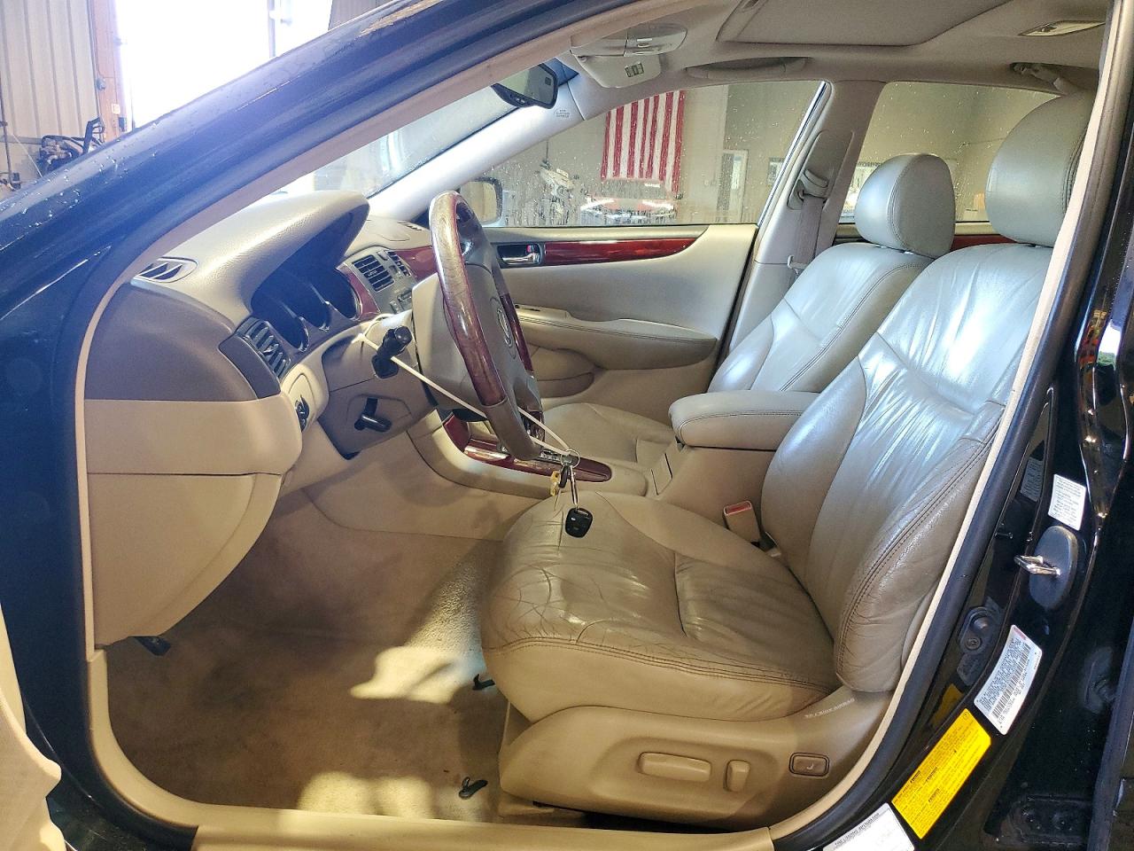 2002 Lexus Es 300 Black vin: JTHBF30GX20084934