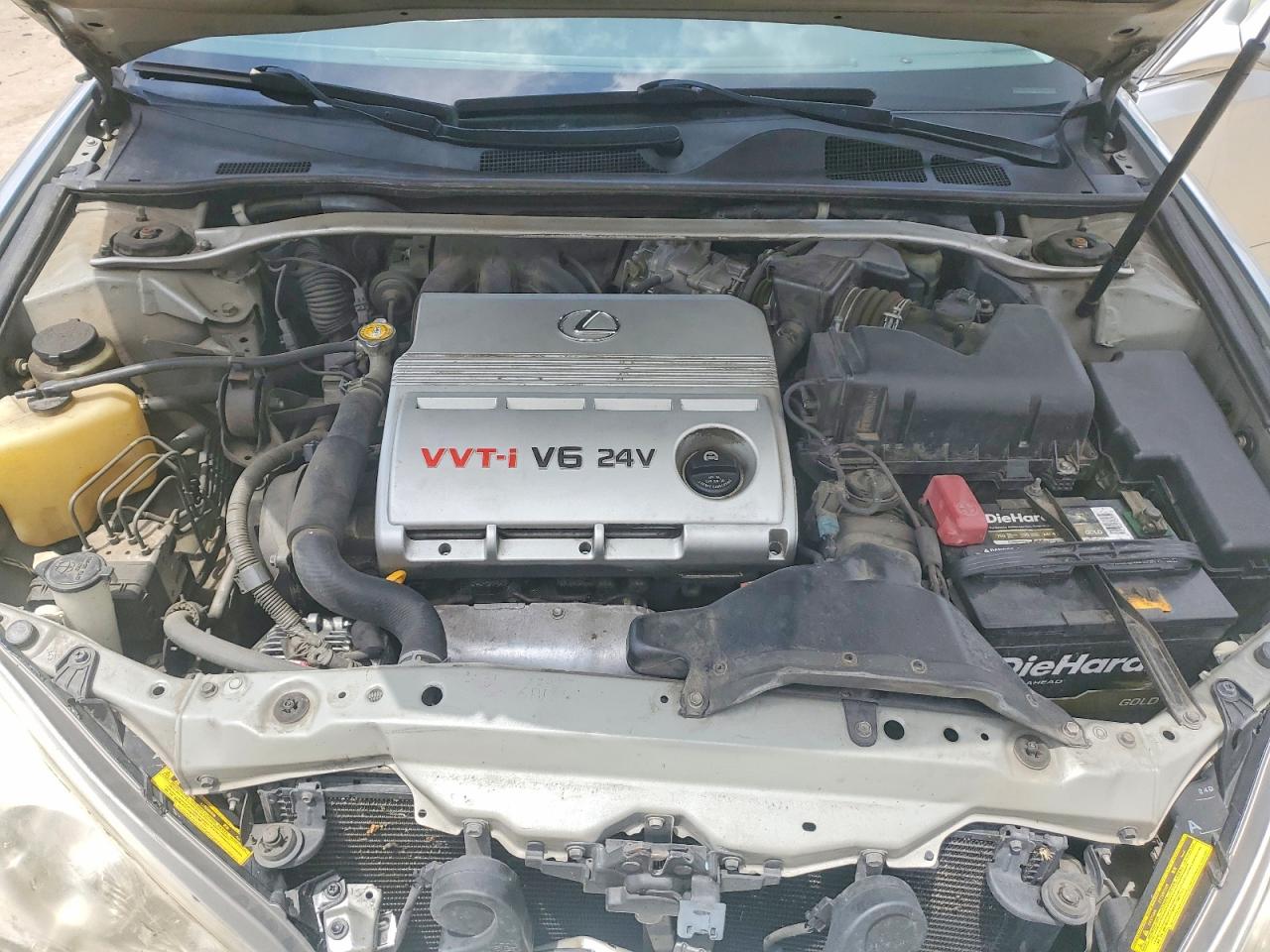 2002 Lexus Es 300 Silver vin: JTHBF30GX25030701