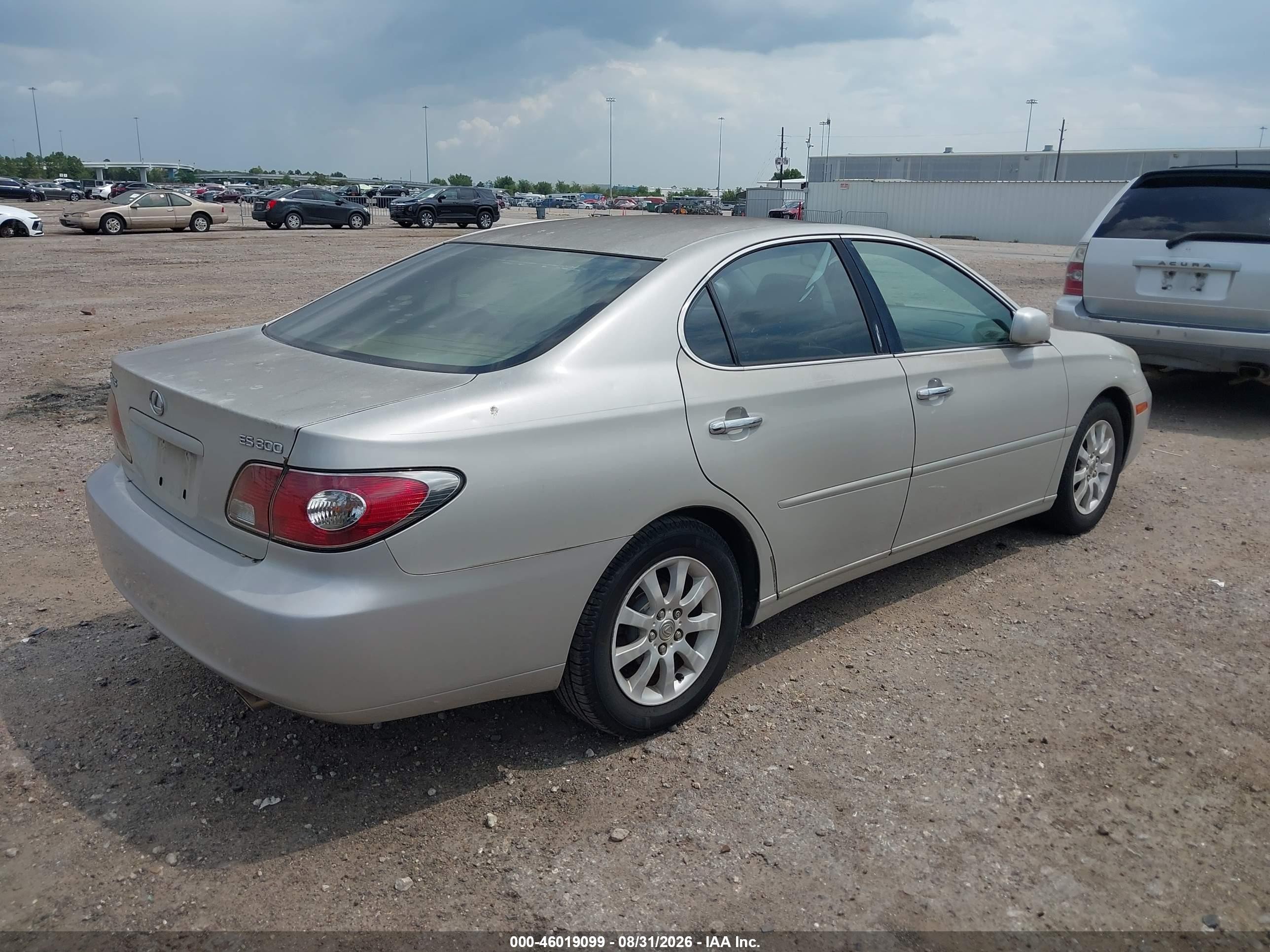 2003 Lexus Es 300   Silver vin: JTHBF30GX30087690