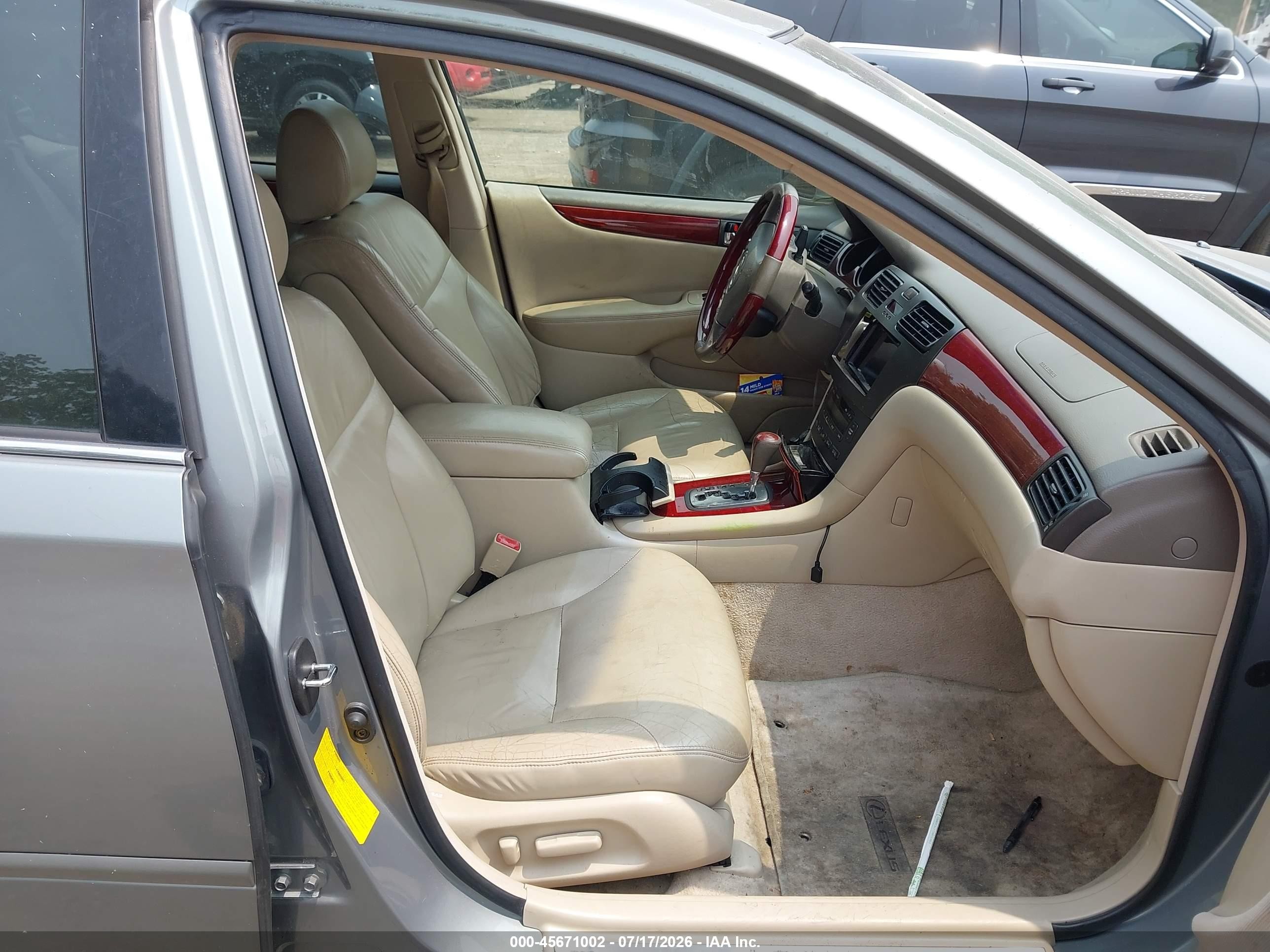 2003 Lexus Es 300   Green vin: JTHBF30GX30103967