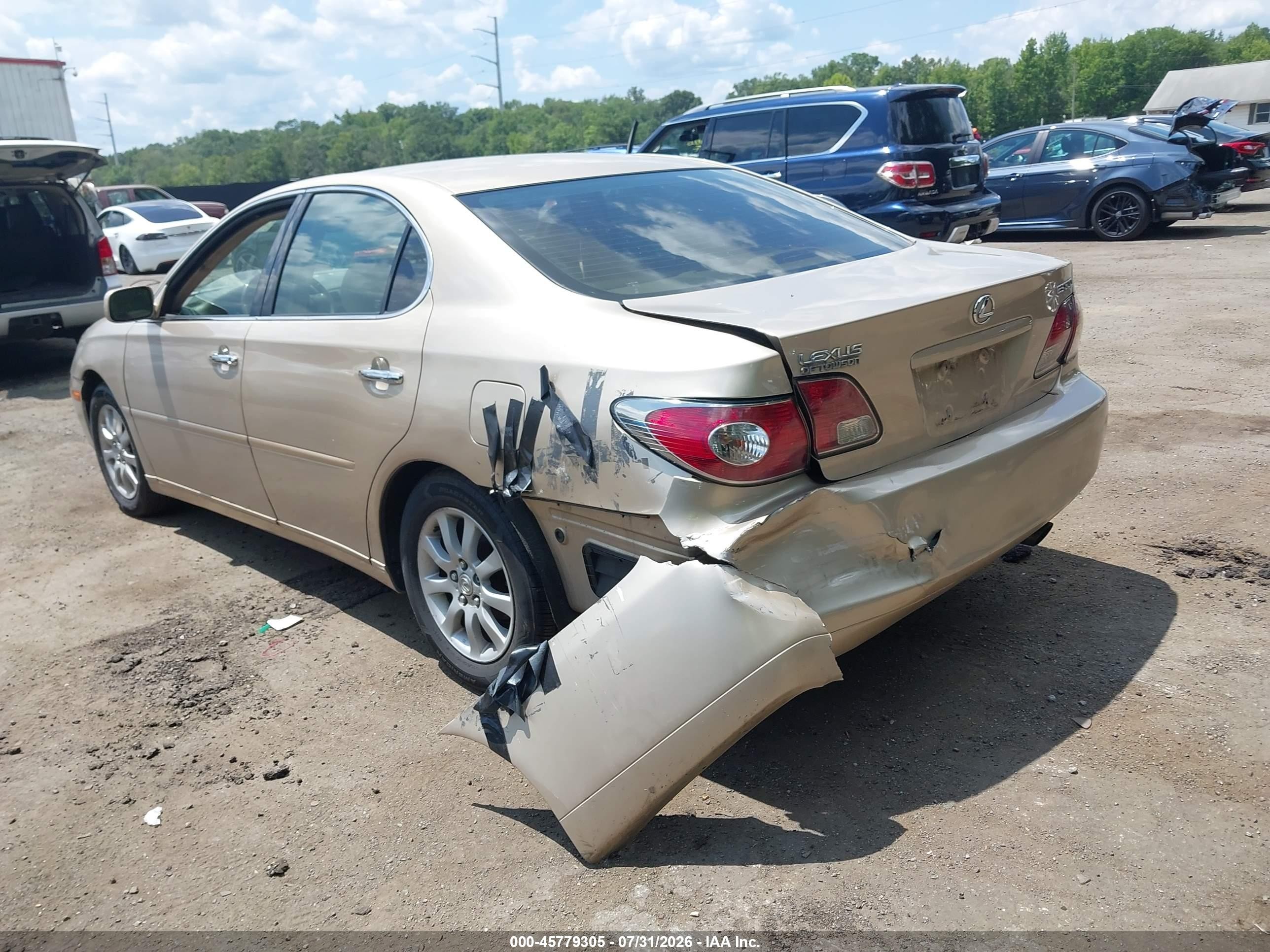2003 Lexus Es 300   Champagne vin: JTHBF30GX30125533
