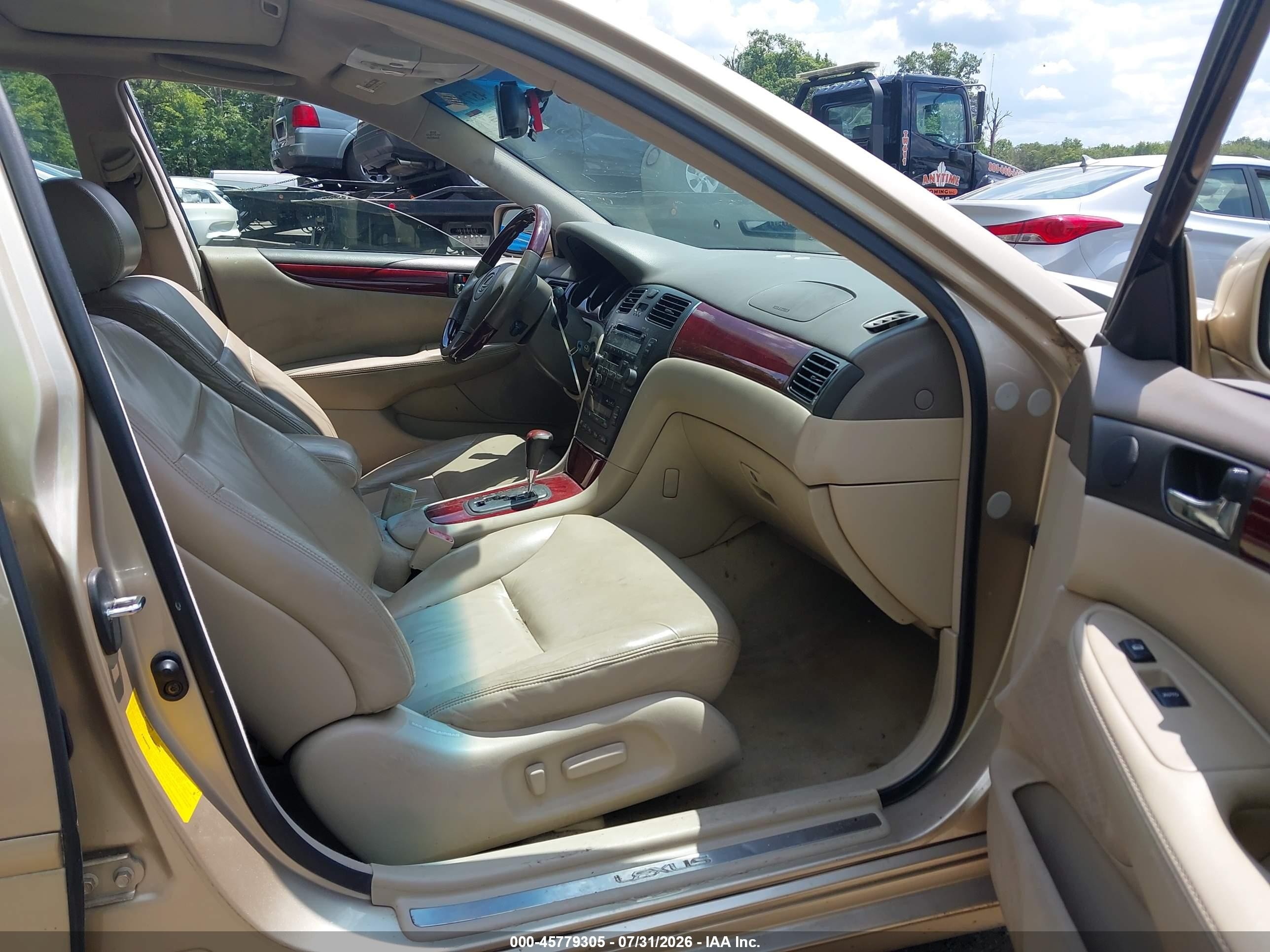 2003 Lexus Es 300   Champagne vin: JTHBF30GX30125533