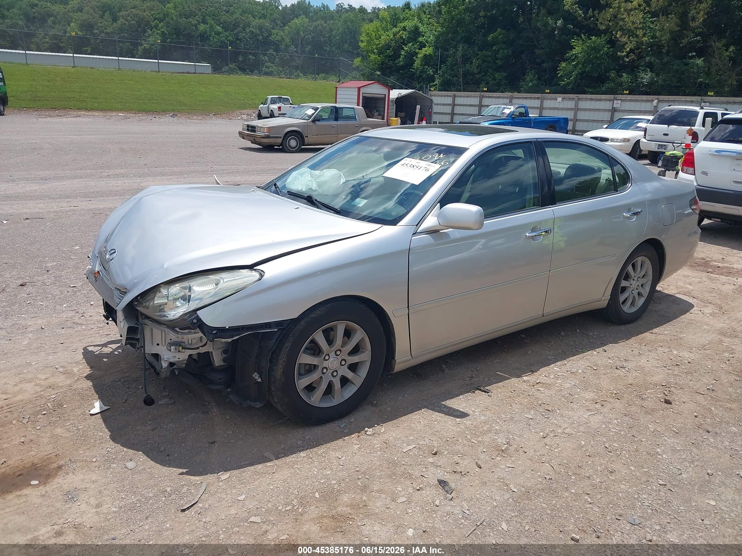 2003 Lexus Es 300   Серебряный vin: JTHBF30GX30149024