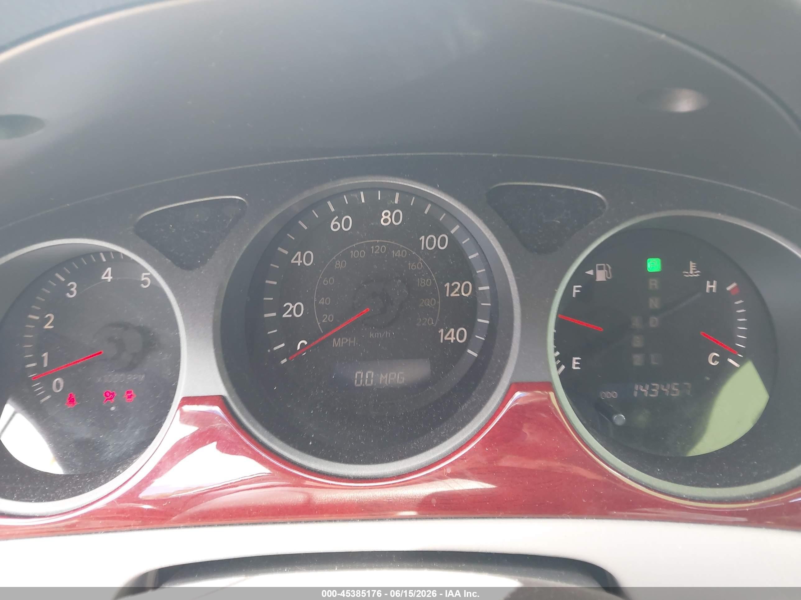 2003 Lexus Es 300   Серебряный vin: JTHBF30GX30149024