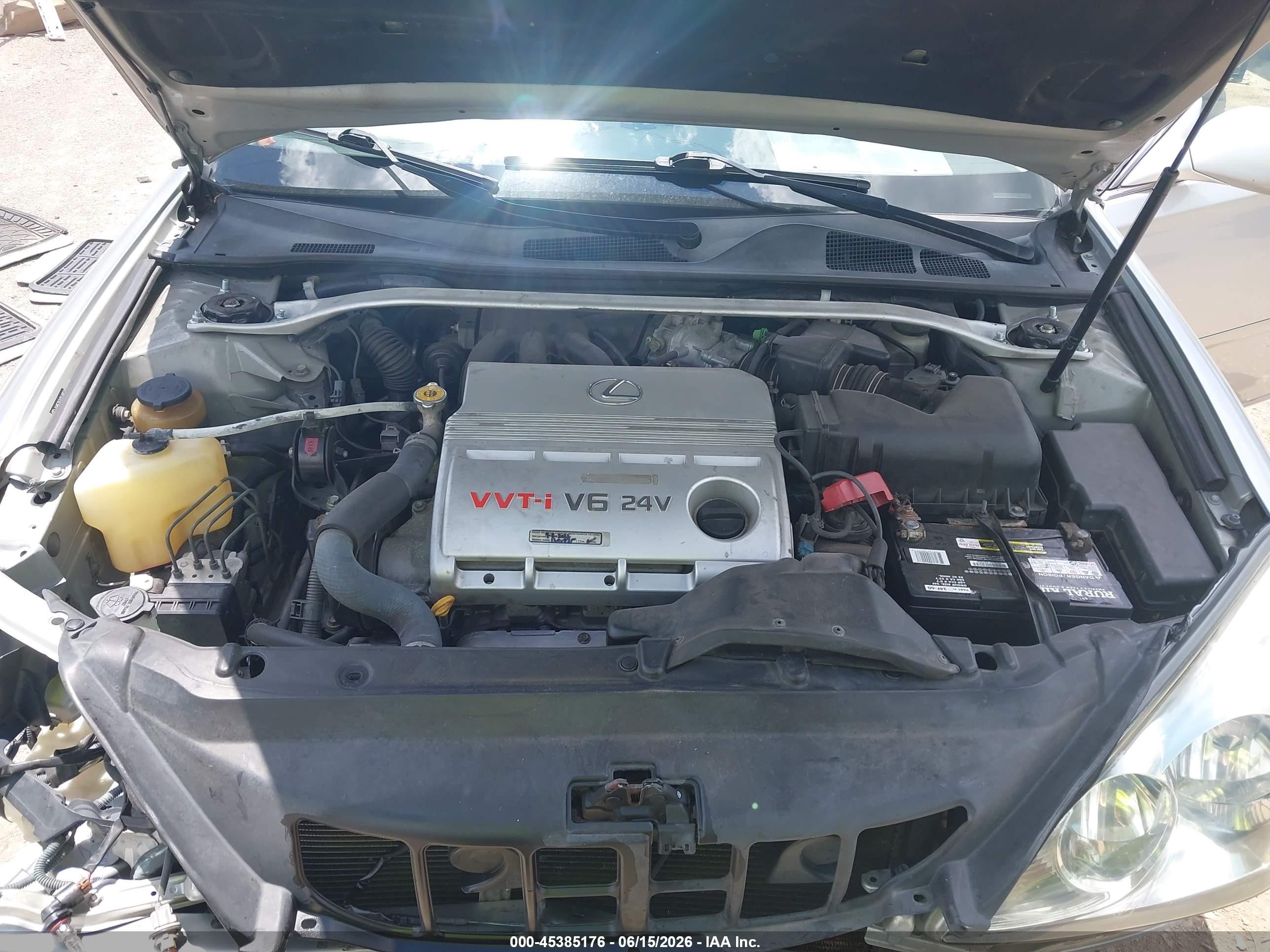 2003 Lexus Es 300   Серебряный vin: JTHBF30GX30149024
