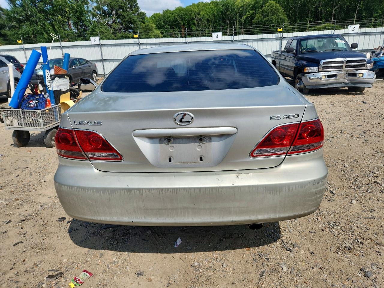 2003 Lexus Es 300 Silver vin: JTHBF30GX36019631