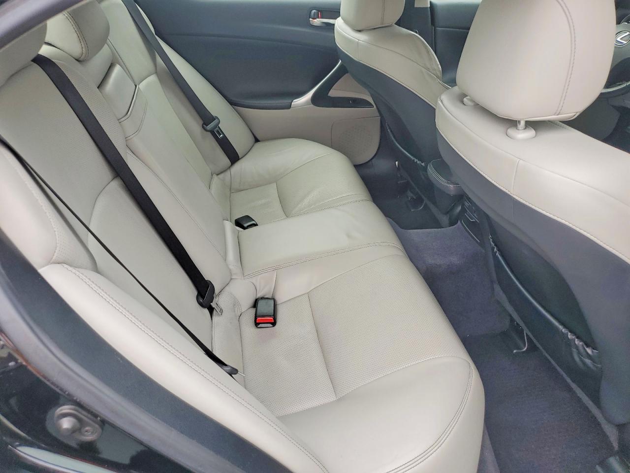 2010 Lexus Is 250 Base Черный vin: JTHBF5C20A5107800
