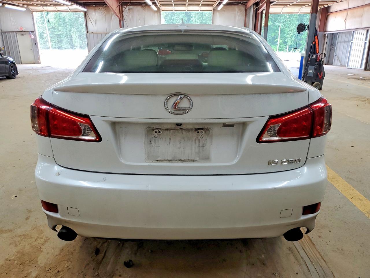 2011 Lexus Is 250 White vin: JTHBF5C20B5138806
