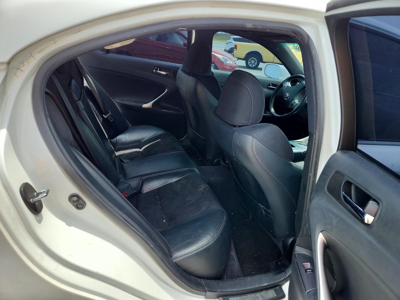 2012 Lexus Is 250 White vin: JTHBF5C20C5163576