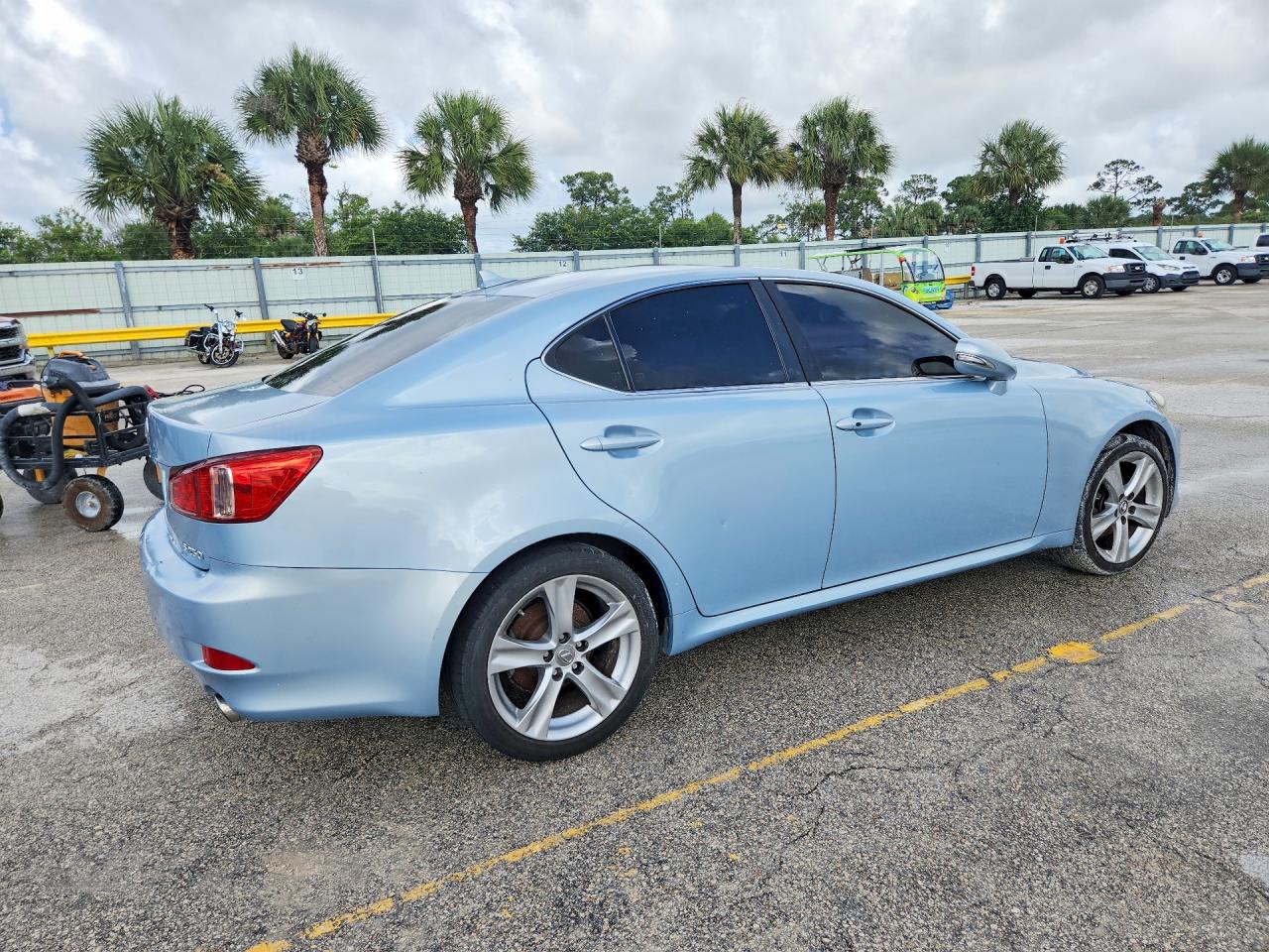2012 Lexus Is 300 Sportcross Blue vin: JTHBF5C20C5167322