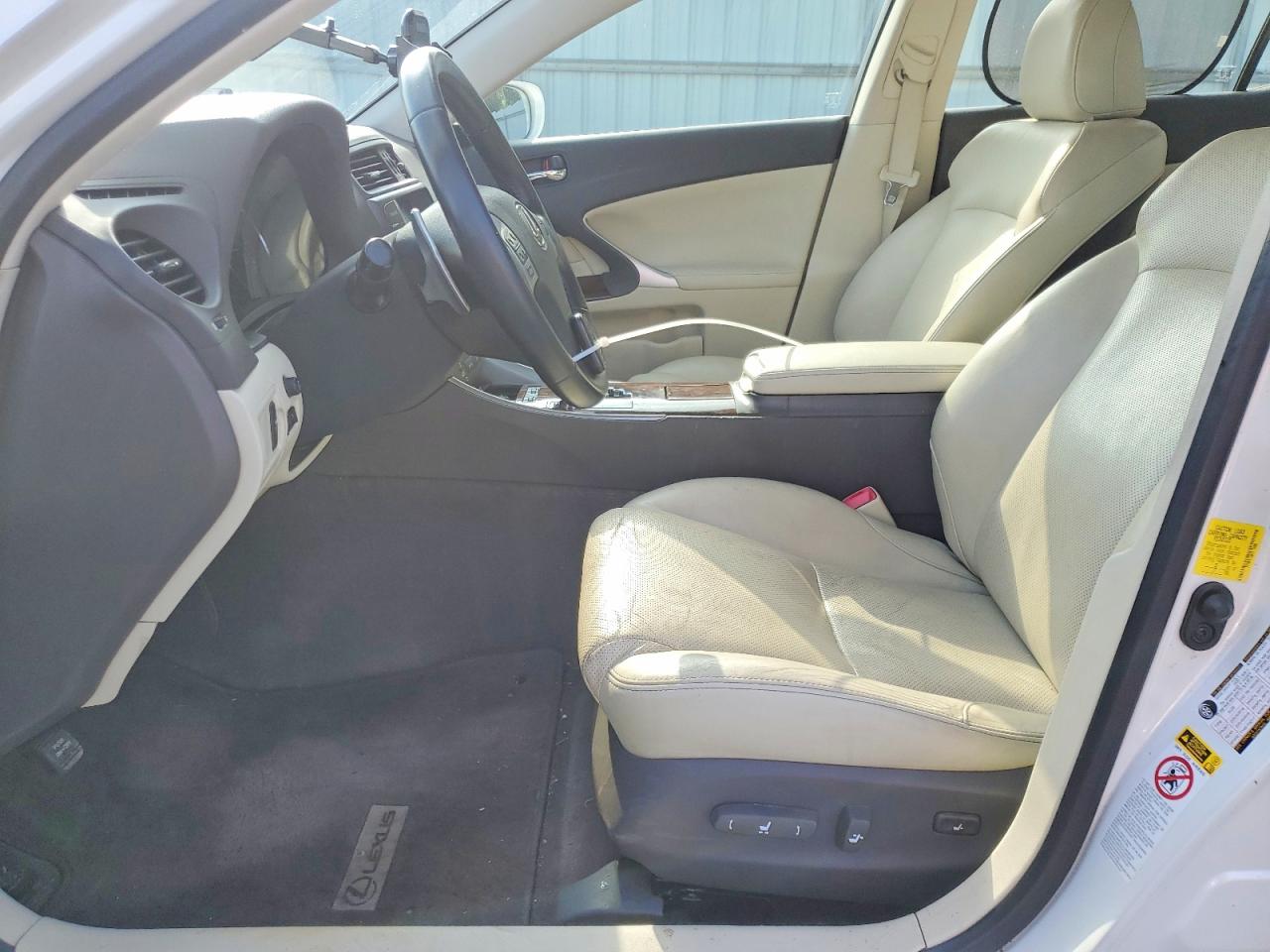 2012 Lexus Is 250 Base White vin: JTHBF5C20C5179809