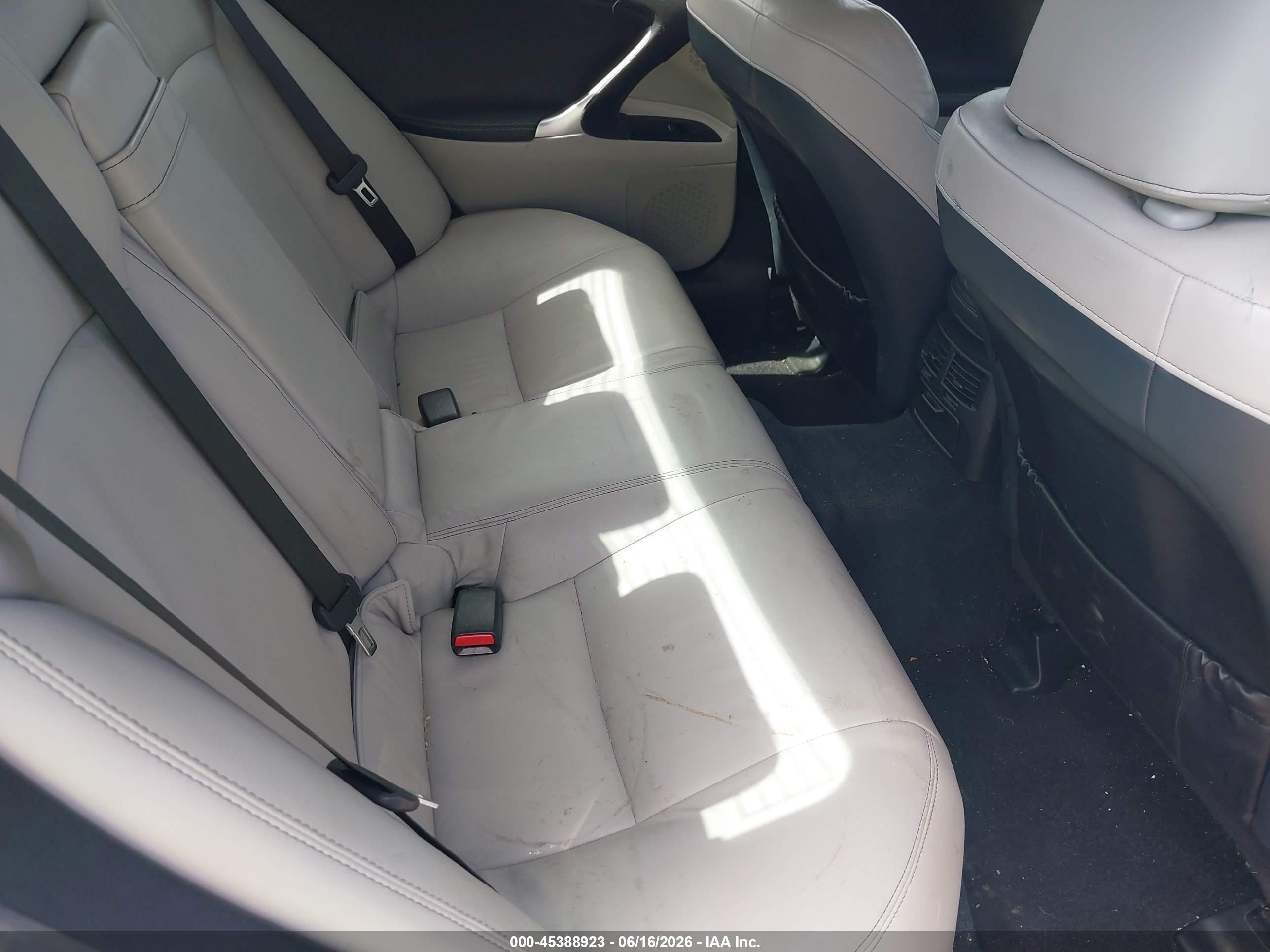 2011 Lexus Is 250   Silver vin: JTHBF5C21B5155629