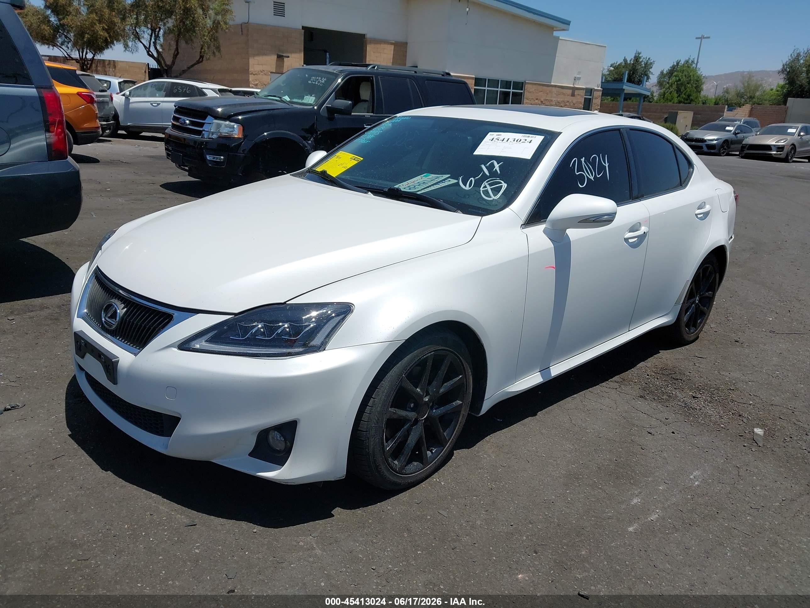 2012 Lexus Is 250   White vin: JTHBF5C21C5172304