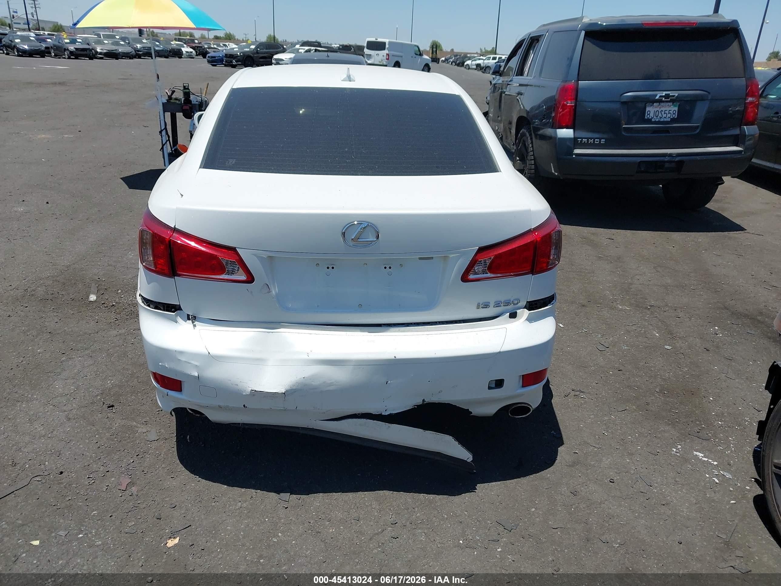 2012 Lexus Is 250   White vin: JTHBF5C21C5172304
