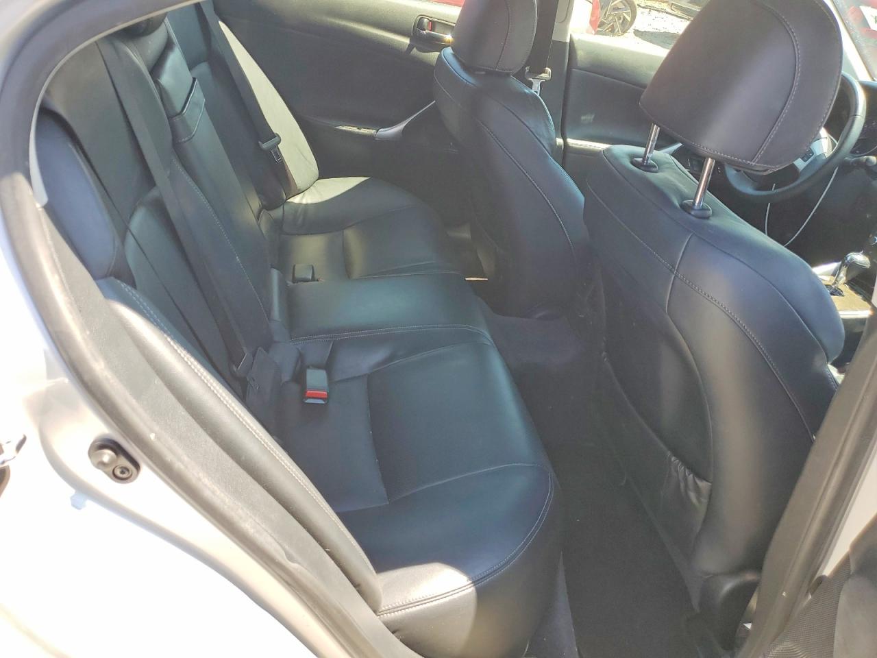 2012 Lexus Is 250 Base Серебряный vin: JTHBF5C21C5175378