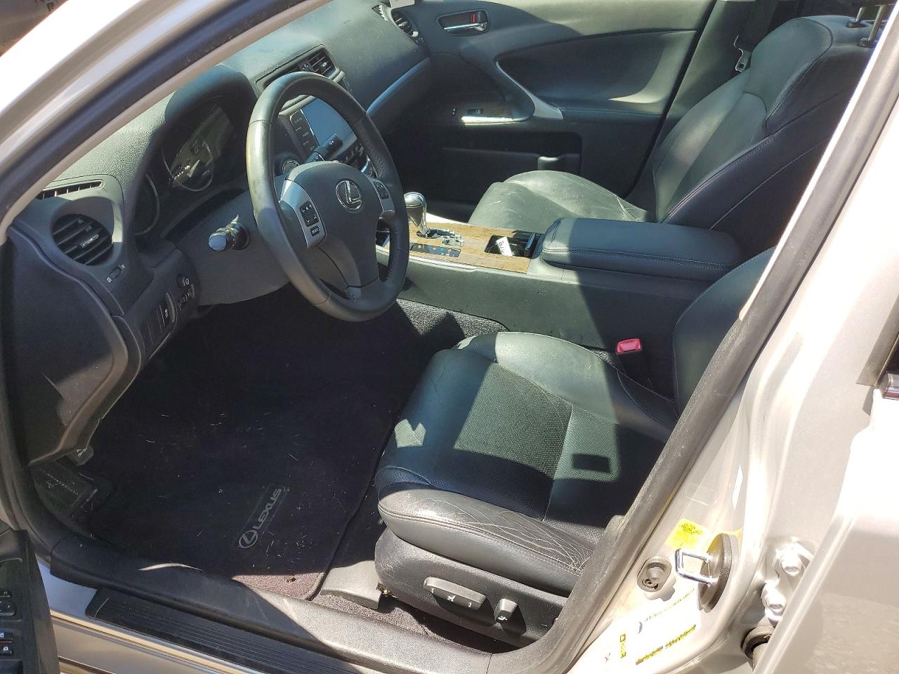 2012 Lexus Is 250 Base Серебряный vin: JTHBF5C21C5175378